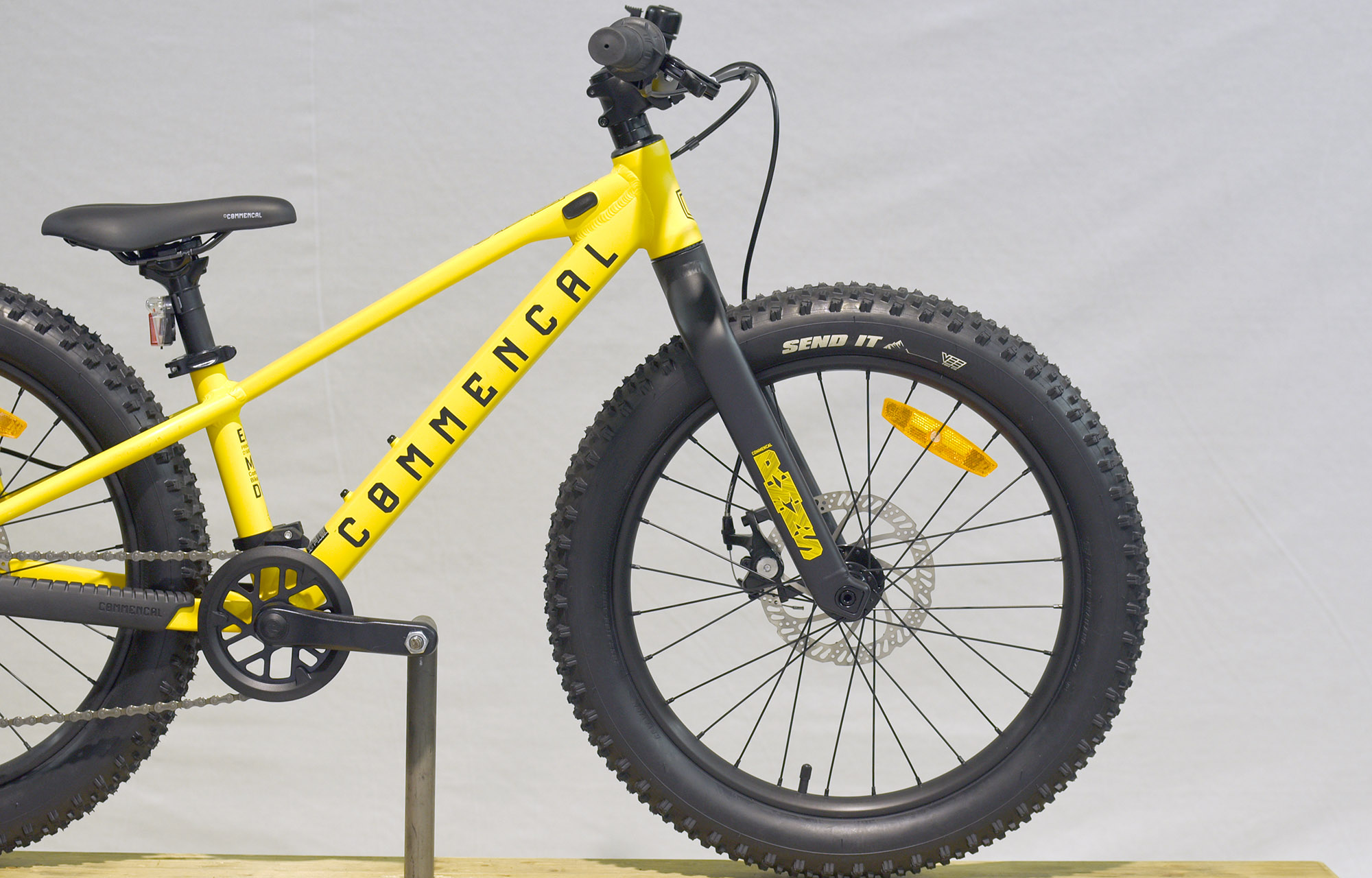 COMMENCAL RAMONES 20 REVOSHIFT OHLINS YELLOW - (23177853) image number null