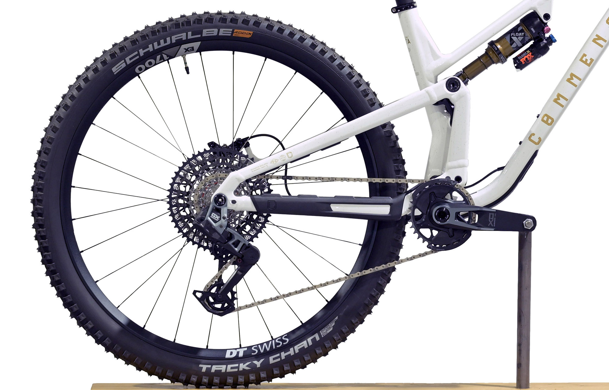 COMMENCAL META V5 SIGNATURE GLITTERY WHITE - M (24122302) image cover number large 0