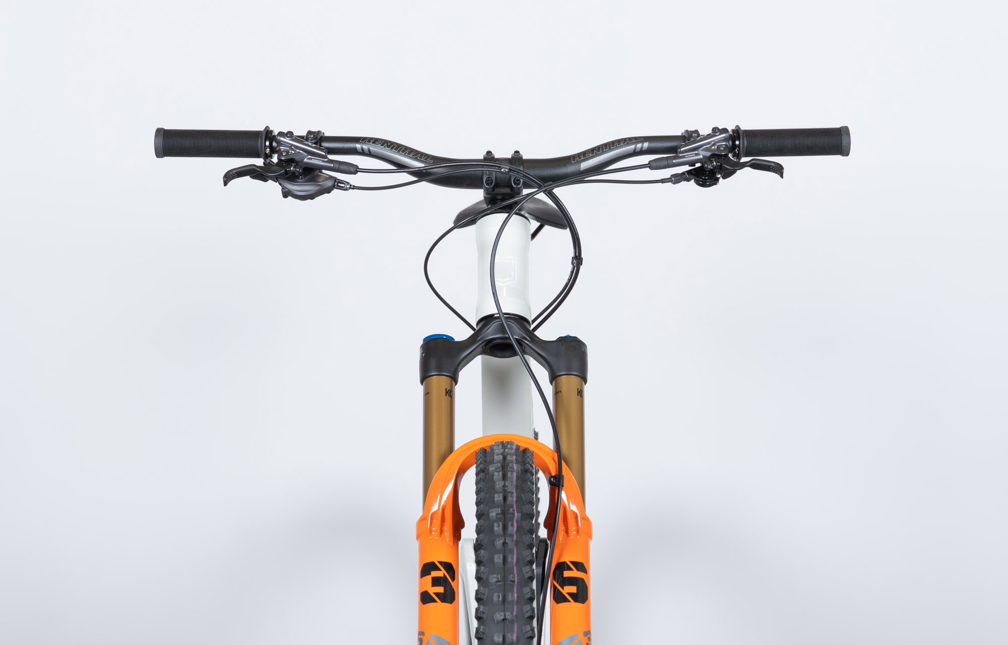 COMMENCAL META V5 SIGNATURE CLEAR SILVER - M (23121002) image cover number large 3