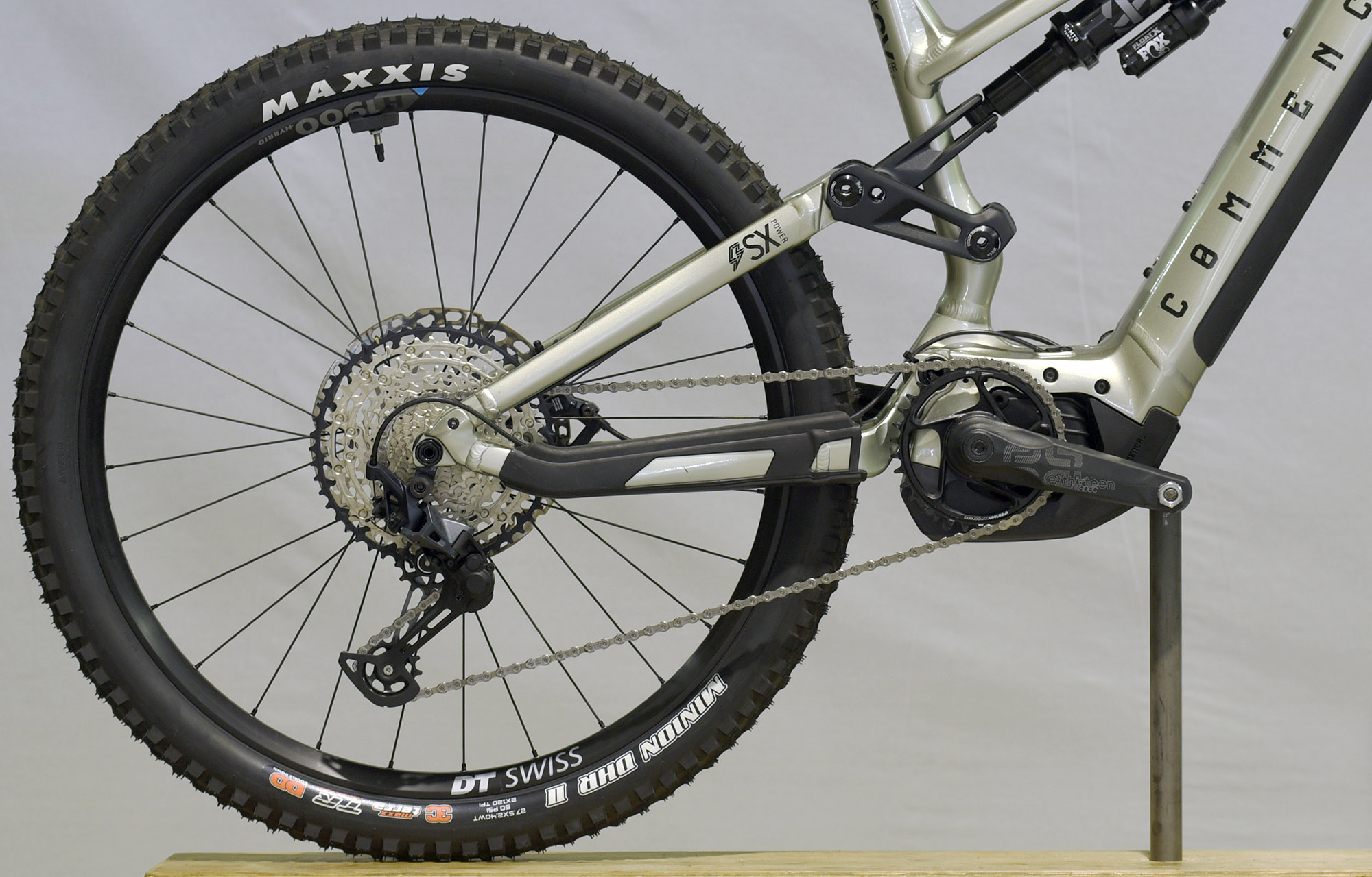 COMMENCAL META POWER SX BOSCH ESSENTIAL 70´S GREEN - L (22182003) 2km image number null