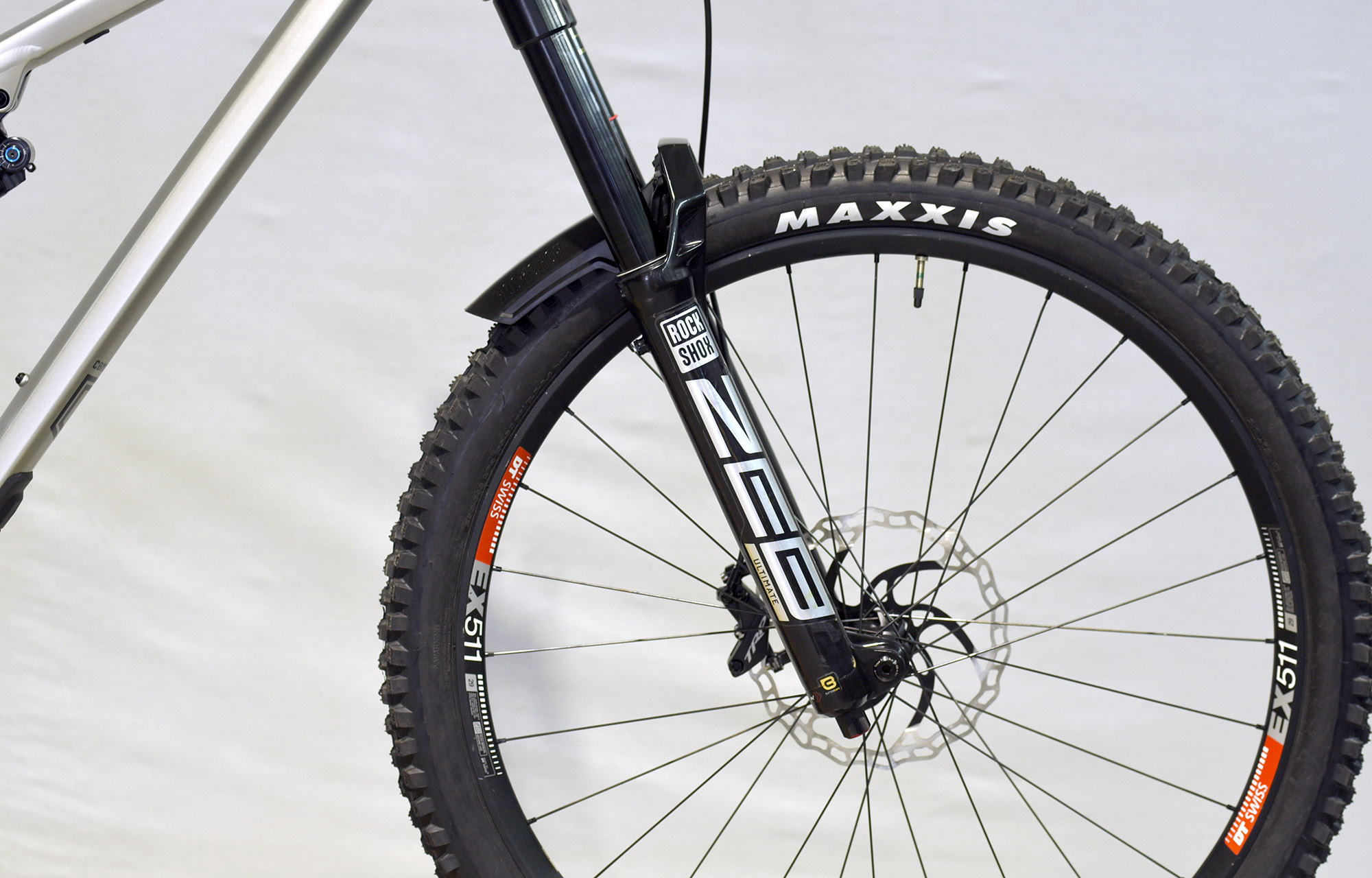 COMMENCAL META SX RACE SILVER - XL (22130804) image number null