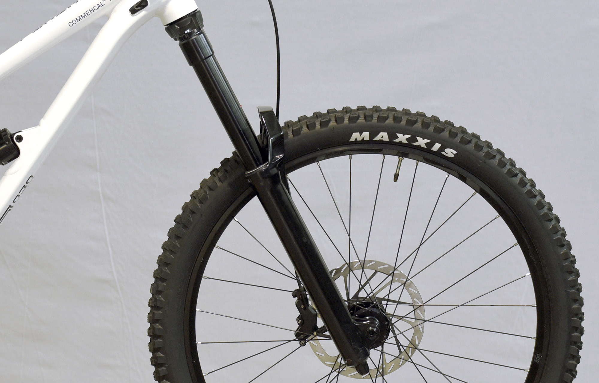 COMMENCAL CLASH RIDE PURE WHITE NEW ROCKSHOX - M (23130102) image number null