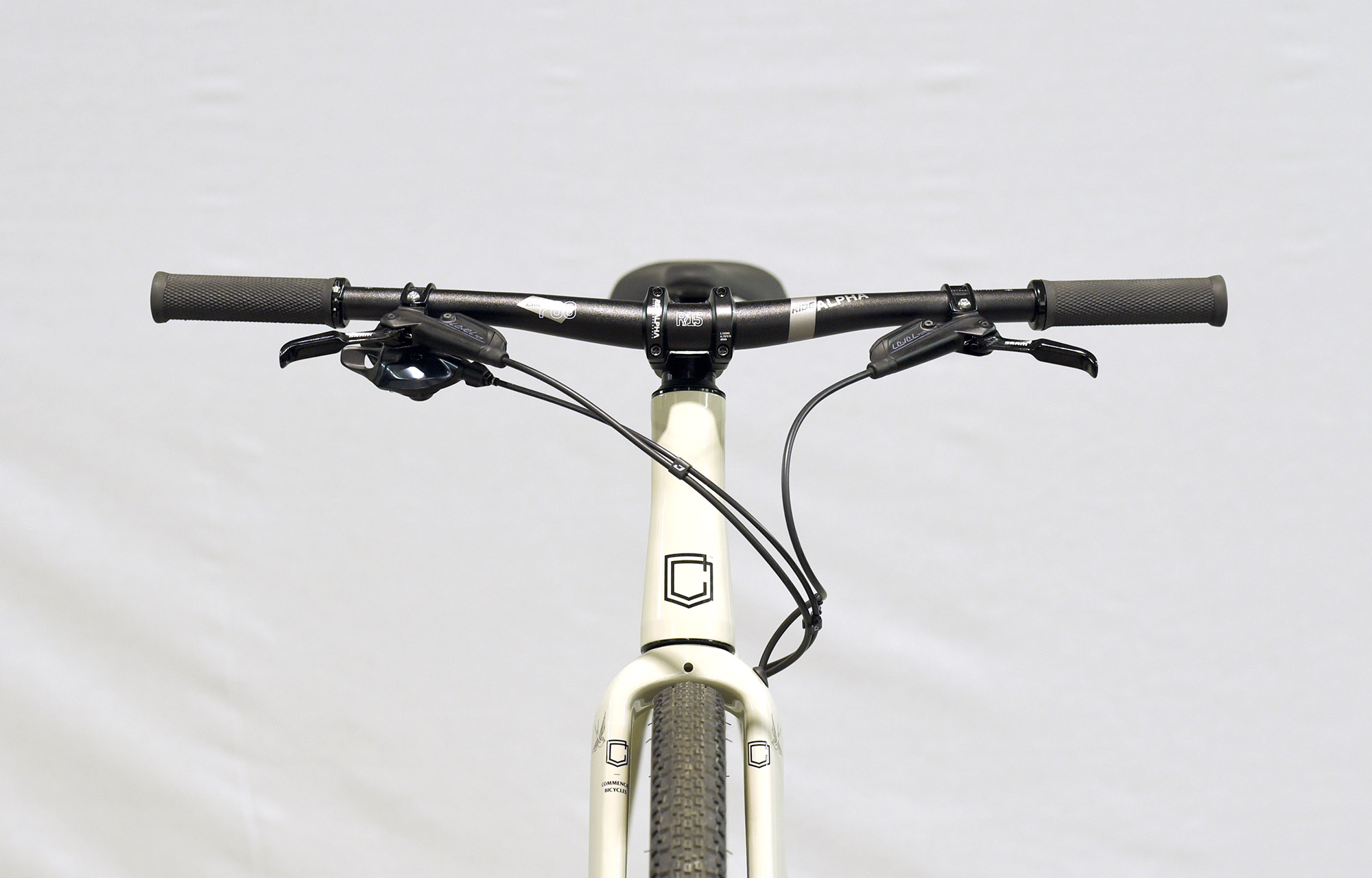 COMMENCAL FCB ESSENTIAL CHALK - L (23160103) image number null