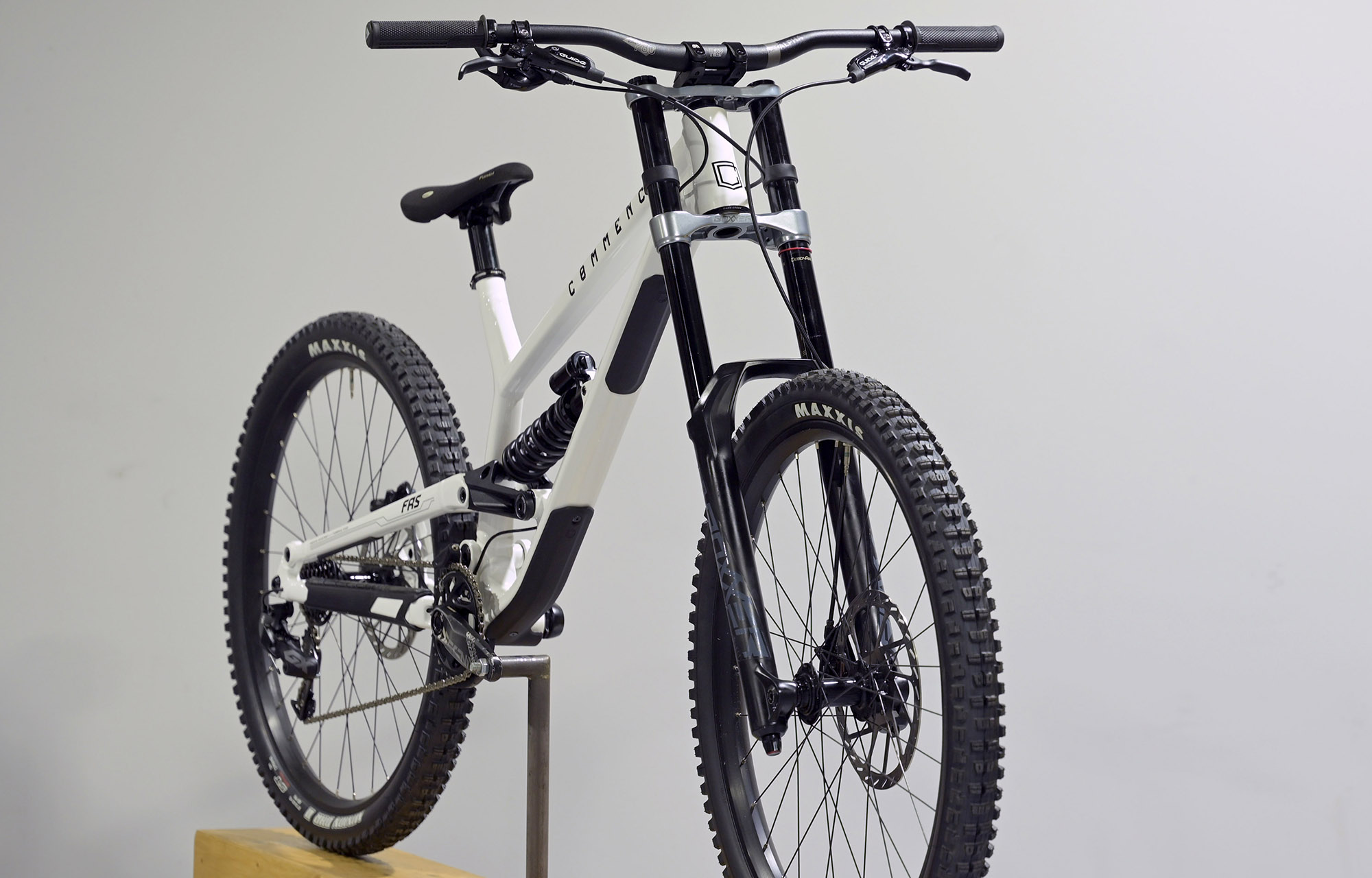 COMMENCAL FRS RIDE PURE WHITE - L (22150403) image cover number large 2