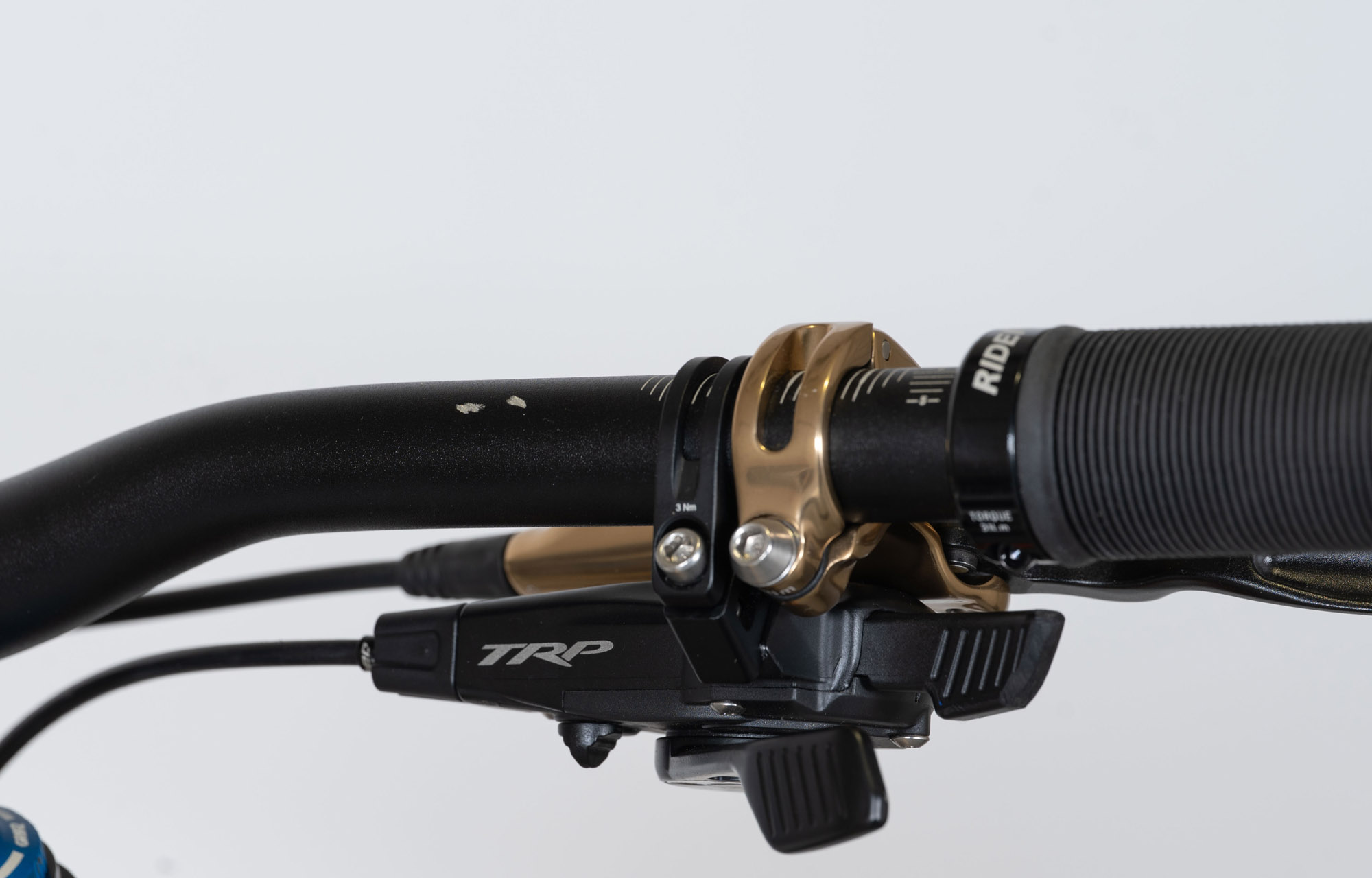 COMMENCAL SUPREME DH V5 SIGNATURE PURE WHITE ALC - S (24100026) image large number 11