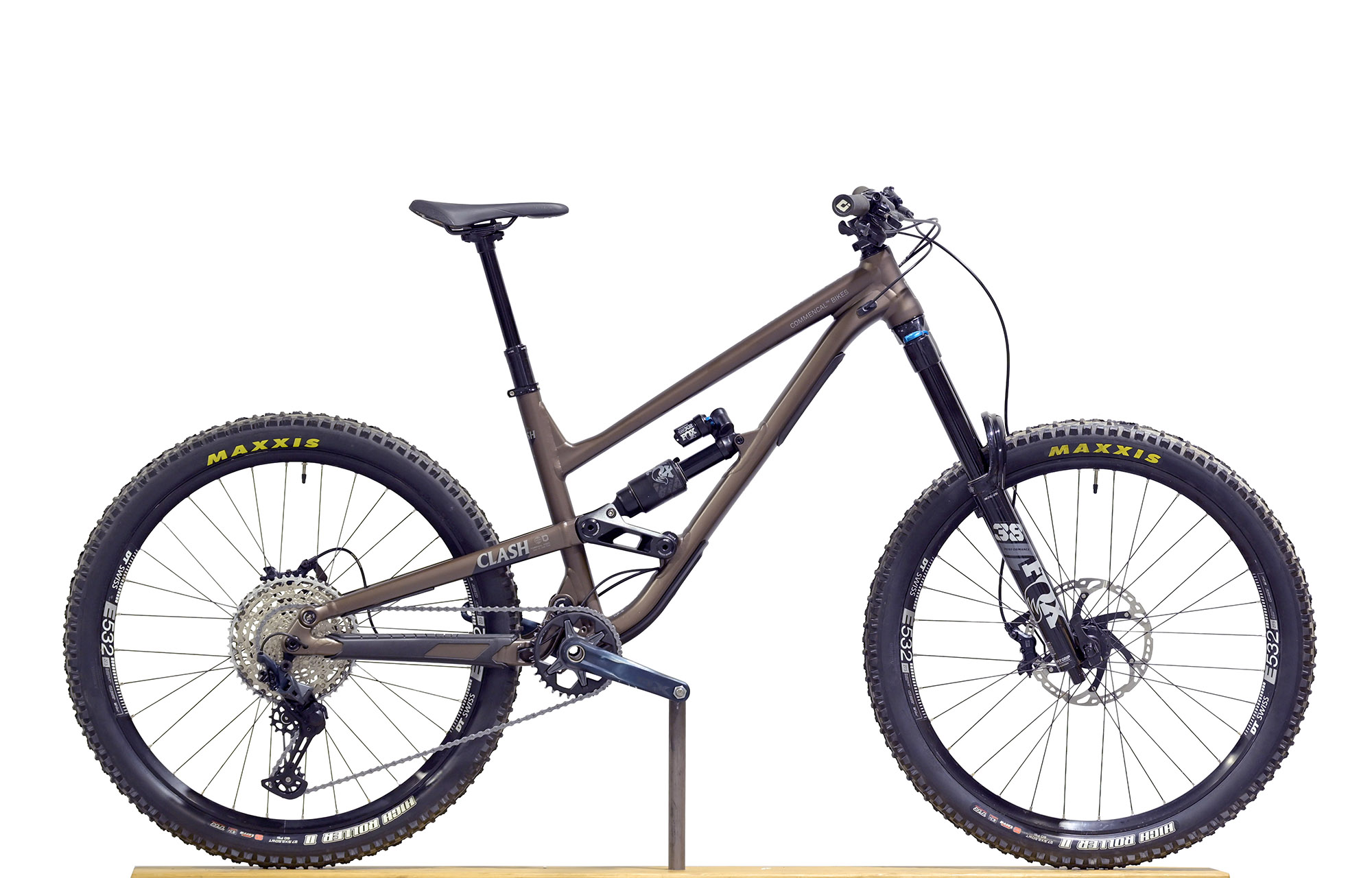 COMMENCAL CLASH ESSENTIAL FROZEN BROWN - M (22134502) image number null