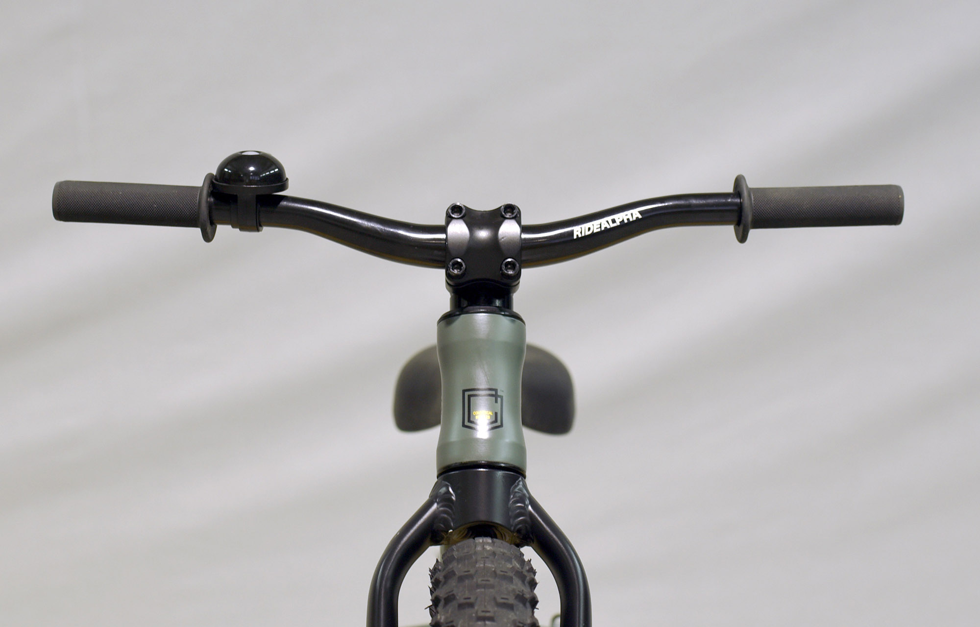 COMMENCAL RAMONES 12 PUSH BIKE GREEN - (22171300) image number null