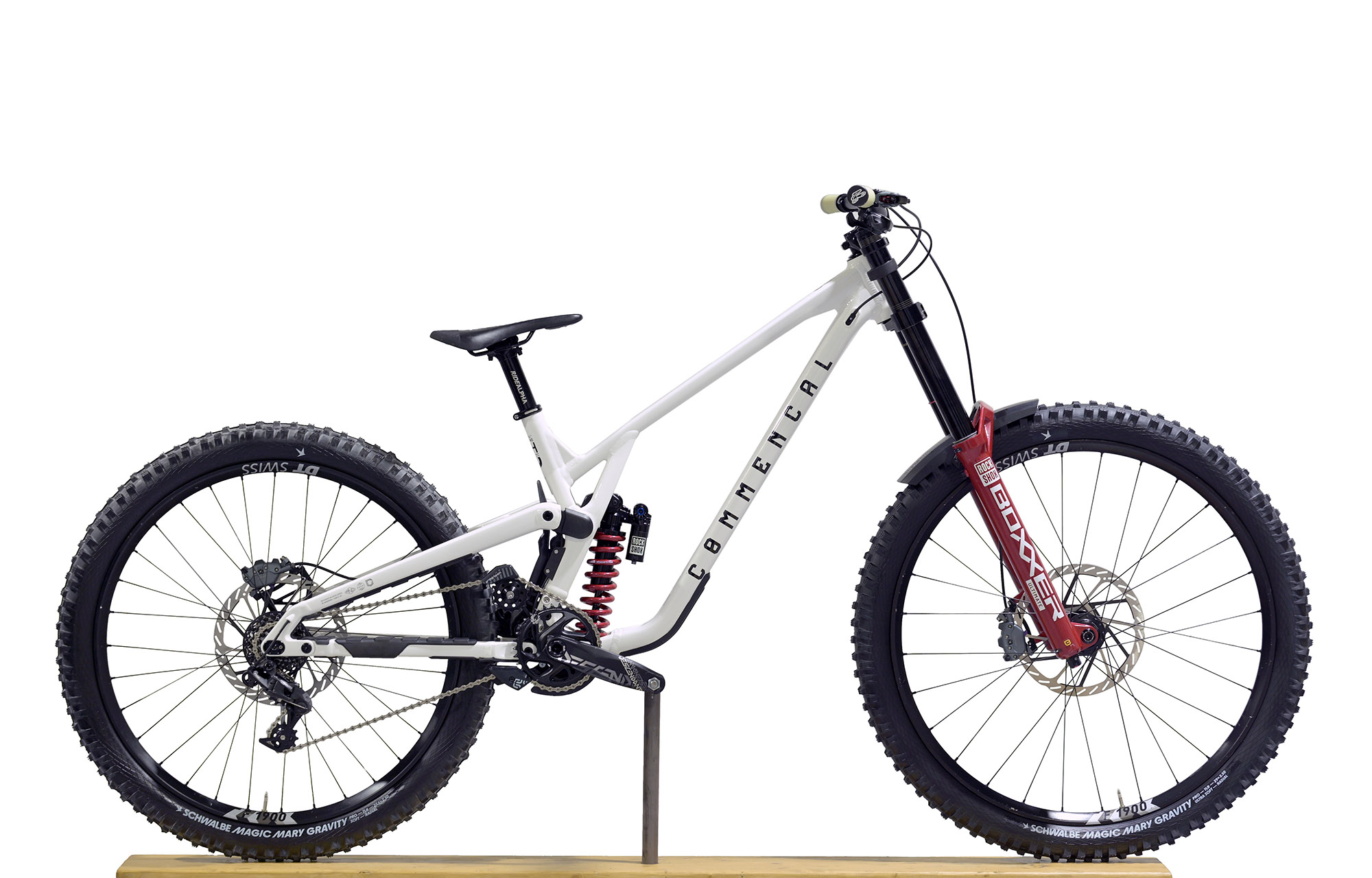 COMMENCAL SUPREME DH V5 ROCKSHOX PURE WHITE - L (24157103) image number null