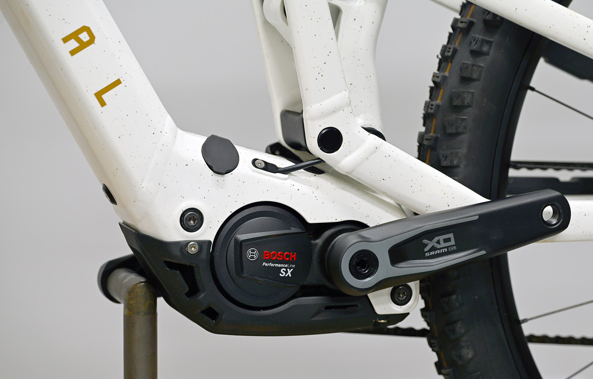COMMENCAL T.E.M.P.O. POWER SIGNATURE AXS - M (24183092) 79 km image number null