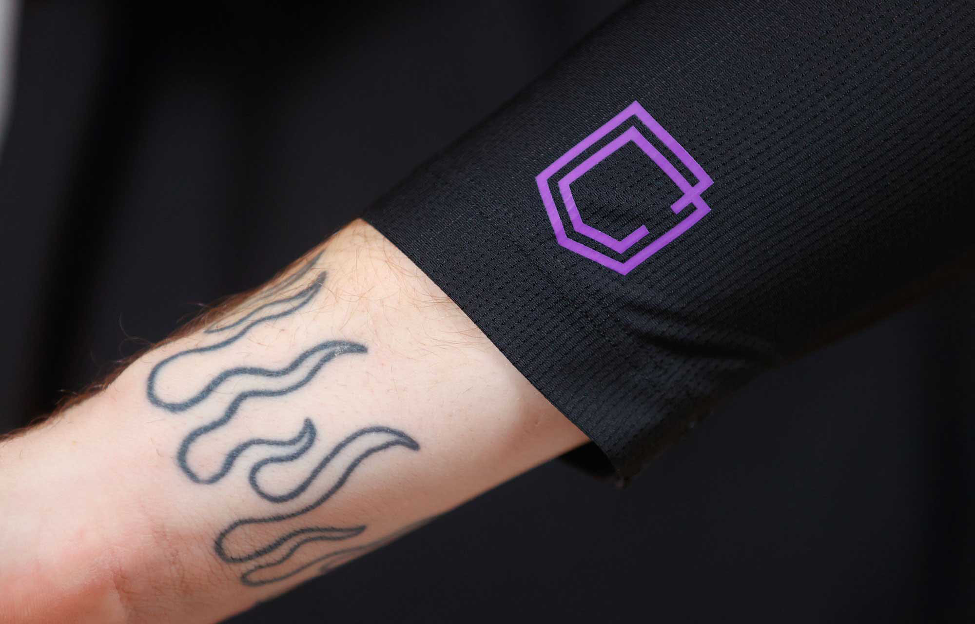 COMMENCAL LIGHTECH CORPORATE LONG SLEEVE JERSEY BLACK image number 3