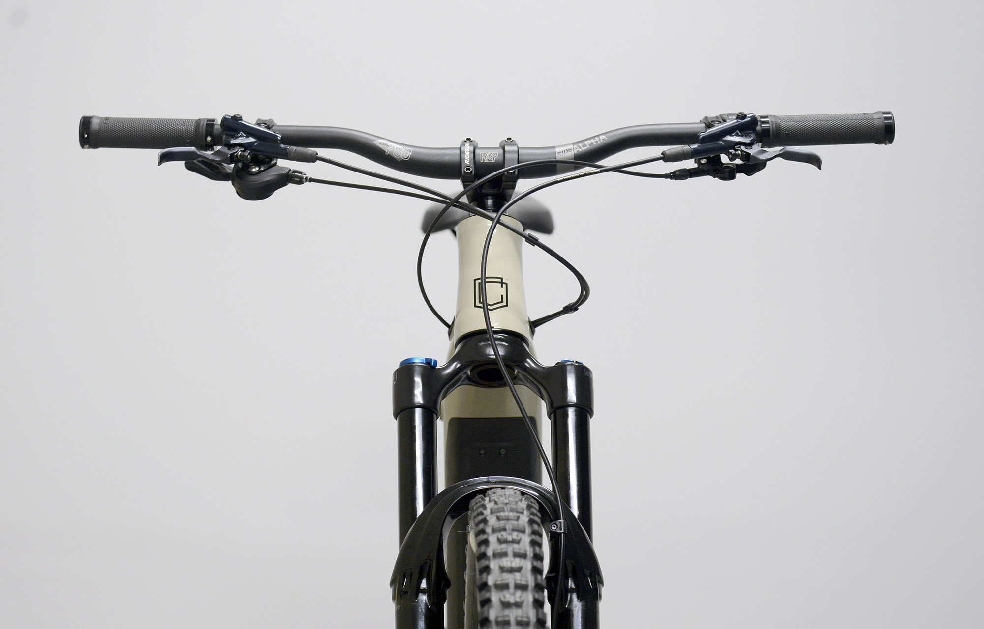 COMMENCAL META POWER SX BOSCH ESSENTIAL CHALK - M (22135902) 615 km image number null