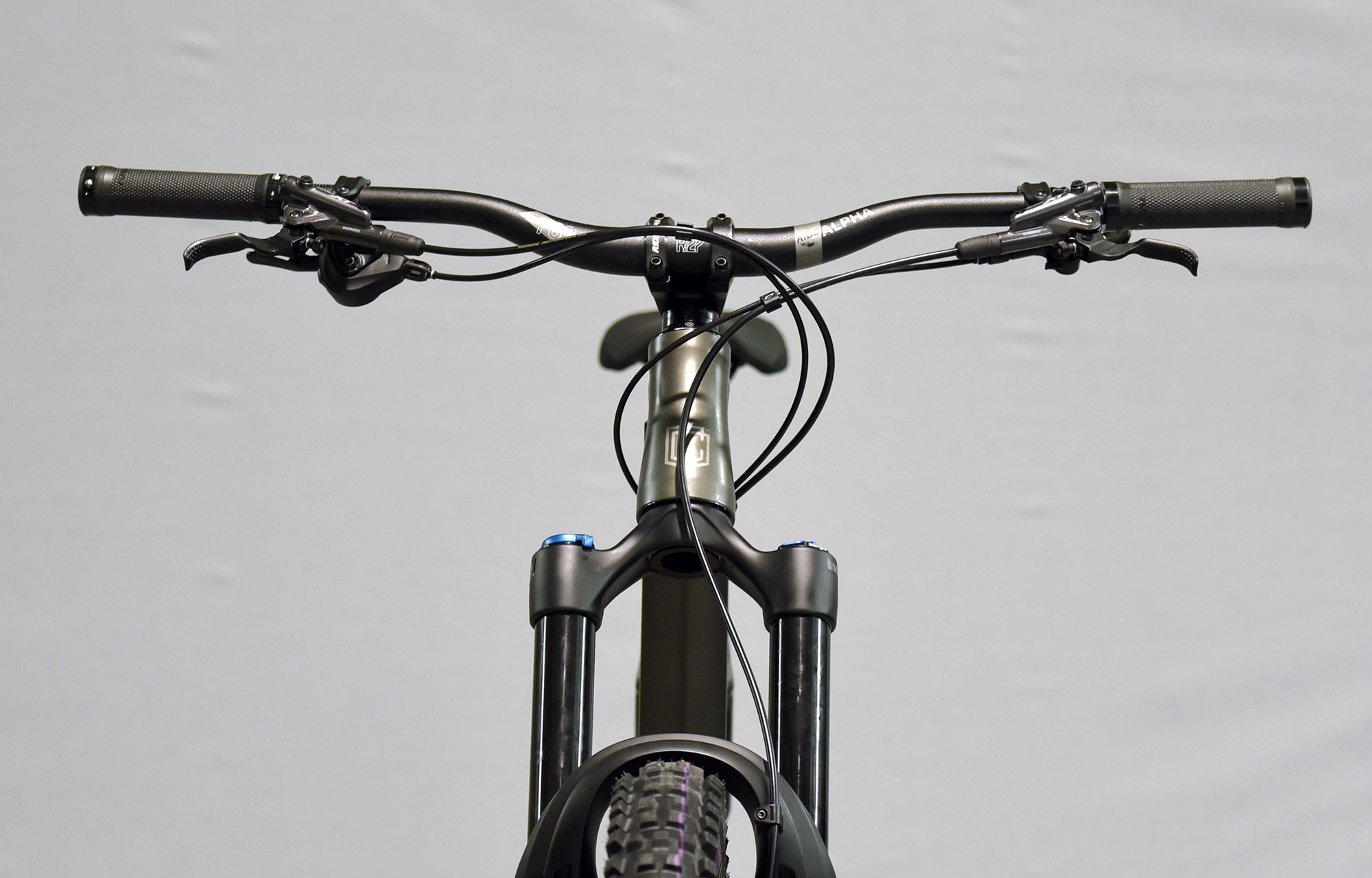 COMMENCAL META SX V4 ESSENTIAL DARK SLATE - M (22130602) image number null