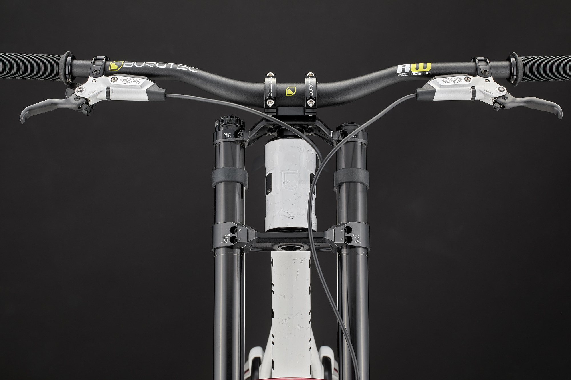 COMMENCAL SUPREME DH V5.2 TEAM REPLICA PURE WHITE 2027 image large number 4