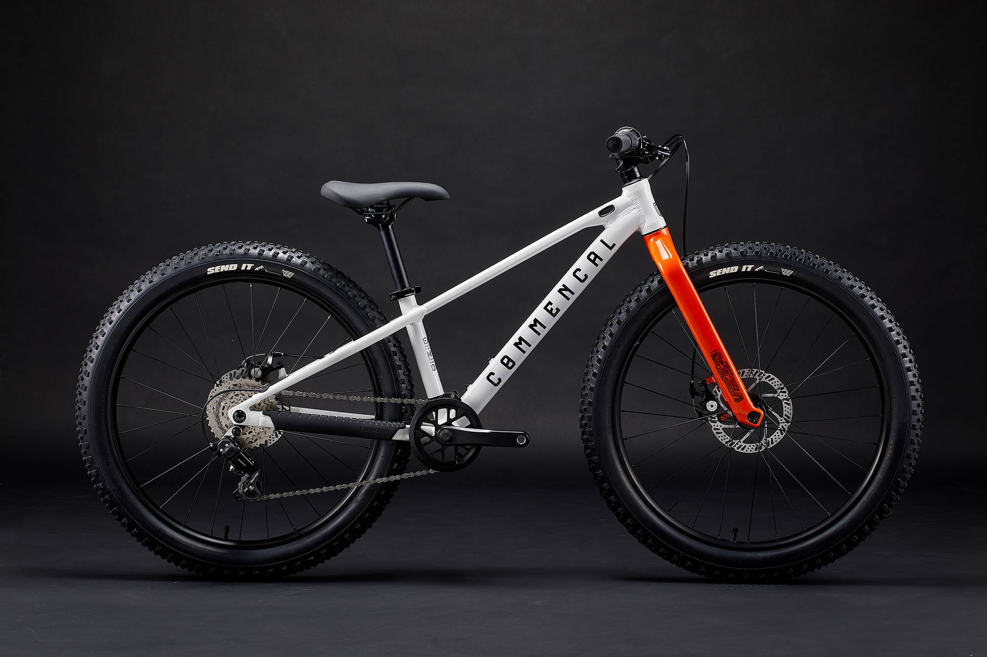 COMMENCAL RAMONES 24 REVOSHIFT PURE WHITE image number null