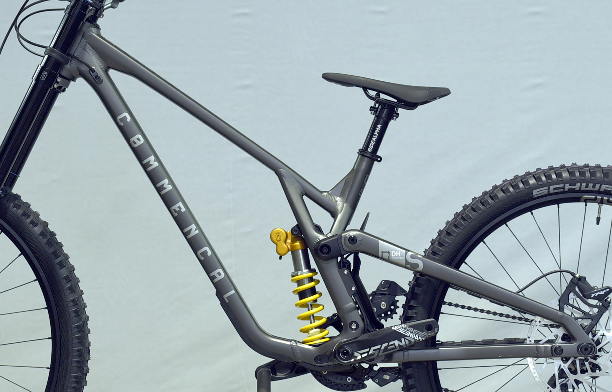 COMMENCAL SUPREME DH V5 OHLINS EDITION DARK SLATE - L (23150703) image number null