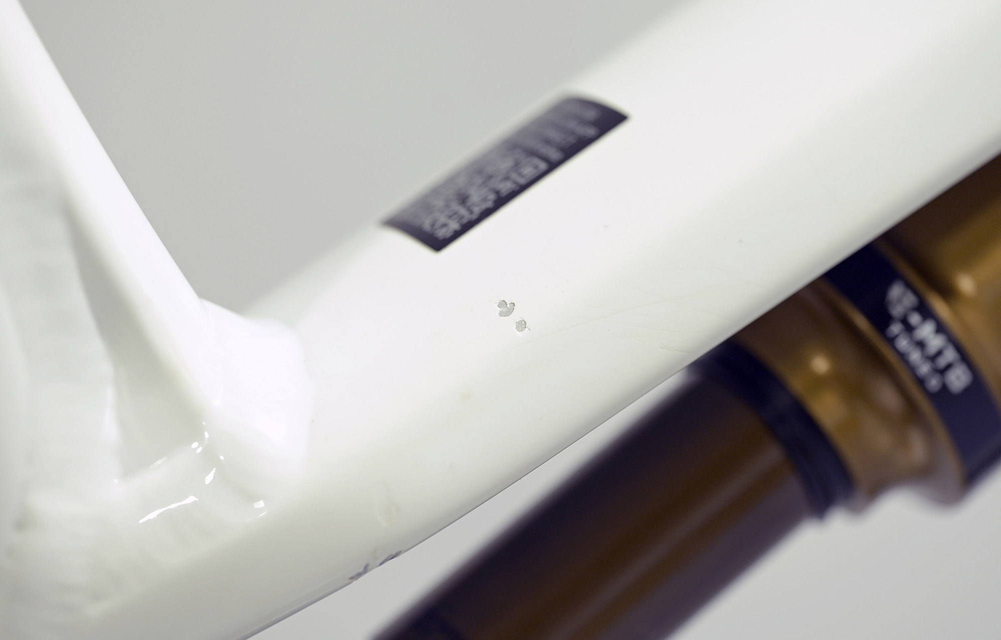 COMMENCAL META POWER SX BOSCH SIGNATURE PURE WHITE - L (22181903) 1087 km image cover number large 7