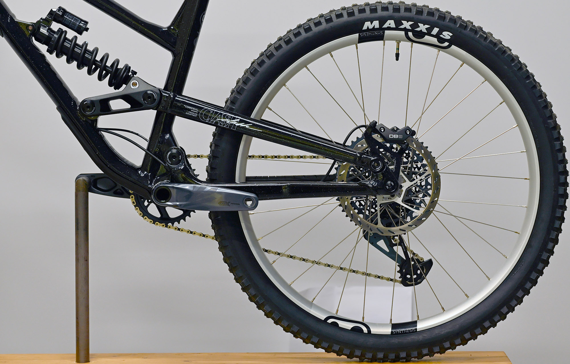 COMMENCAL CLASH WHISTLER EDITION 2 - L (24136403) image number null
