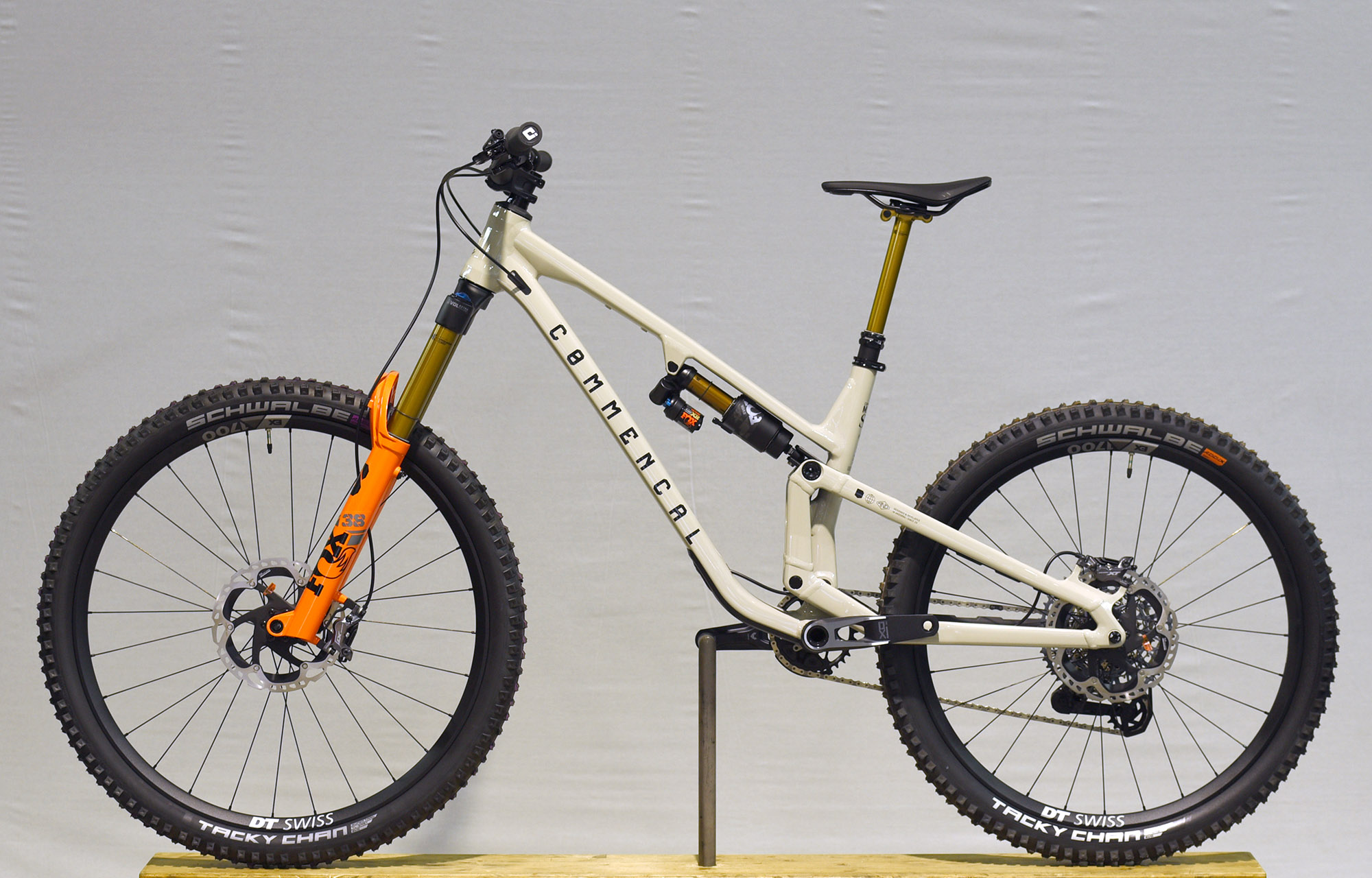 COMMENCAL META SX V5 T-TYPE CHALK - M (23132002) image number null