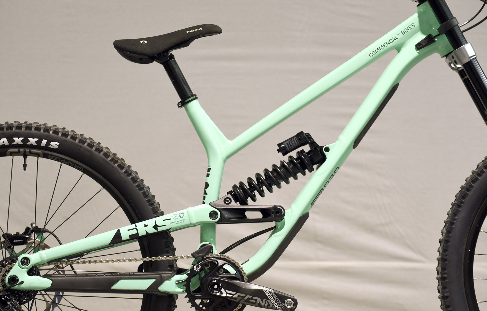 COMMENCAL FRS RIDE EMERALD GREEN - L (23150403) image number null