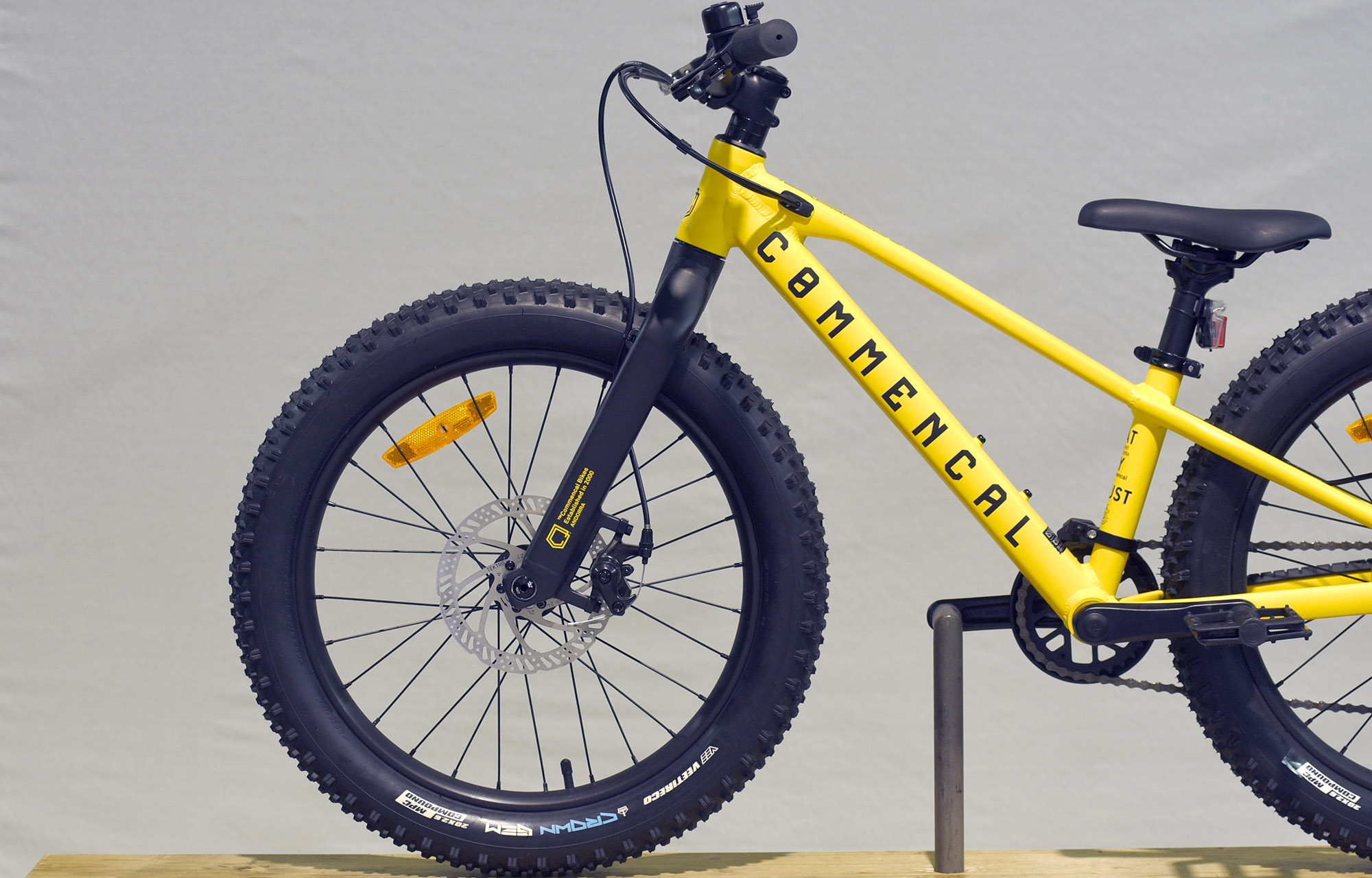 COMMENCAL RAMONES 20 REVOSHIFT OHLINS YELLOW - (23177853) image number null