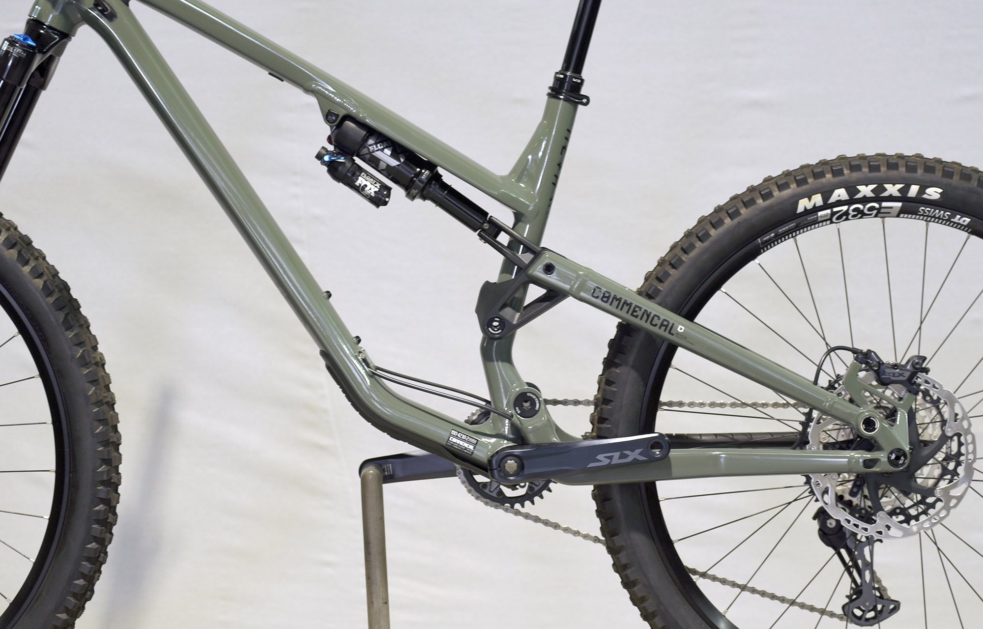 COMMENCAL META SX V4 ESSENTIAL KESWICK GREEN - L (22130703) image number null