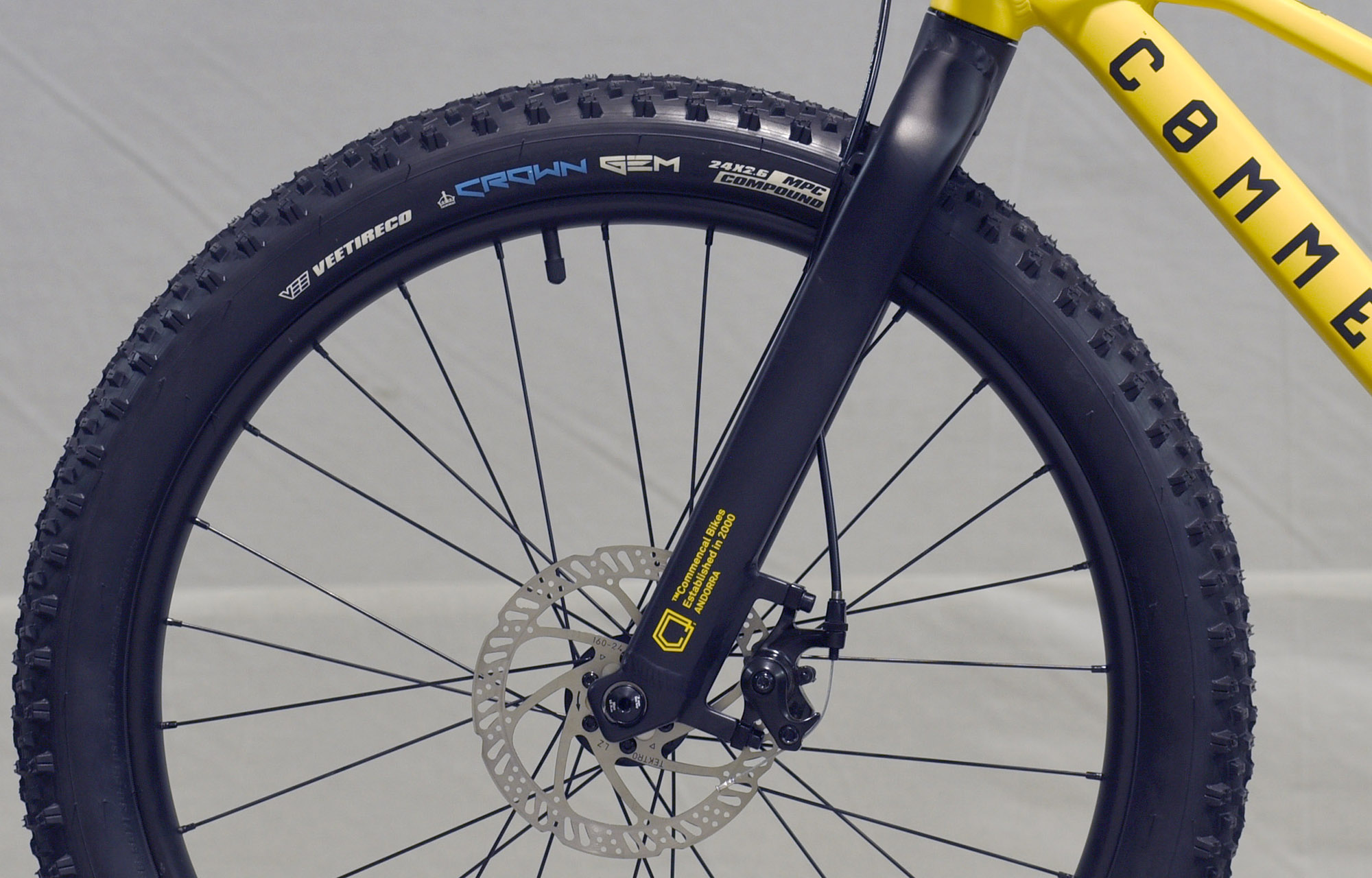 COMMENCAL RAMONES 24 TRIGGER SHIFTER OHLINS YELLOW - (23177893) image number null