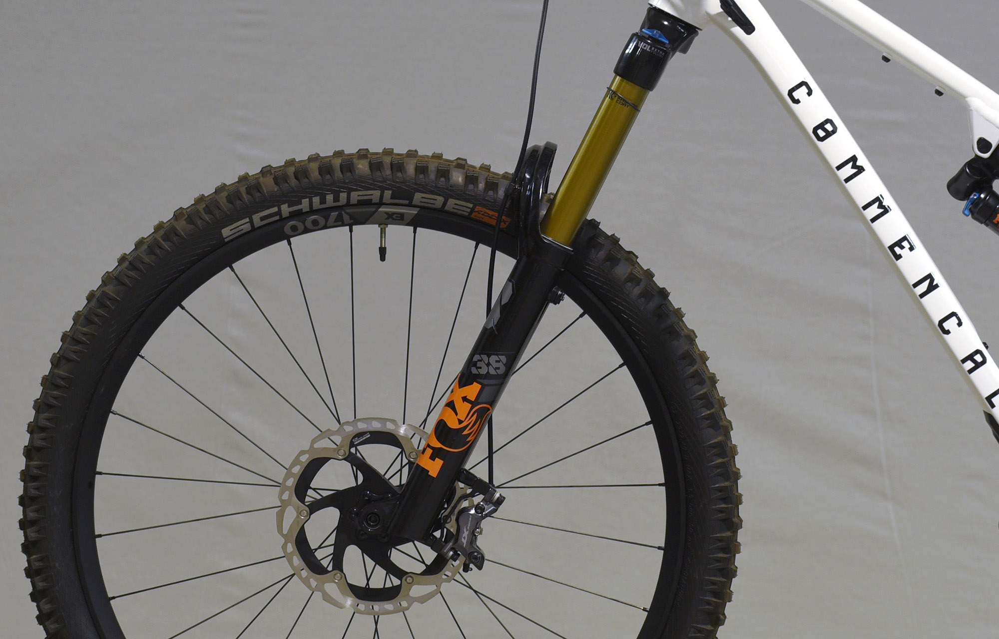 COMMENCAL META SX V5 SIGNATURE CLEAR SILVER - L (23131903) image number null