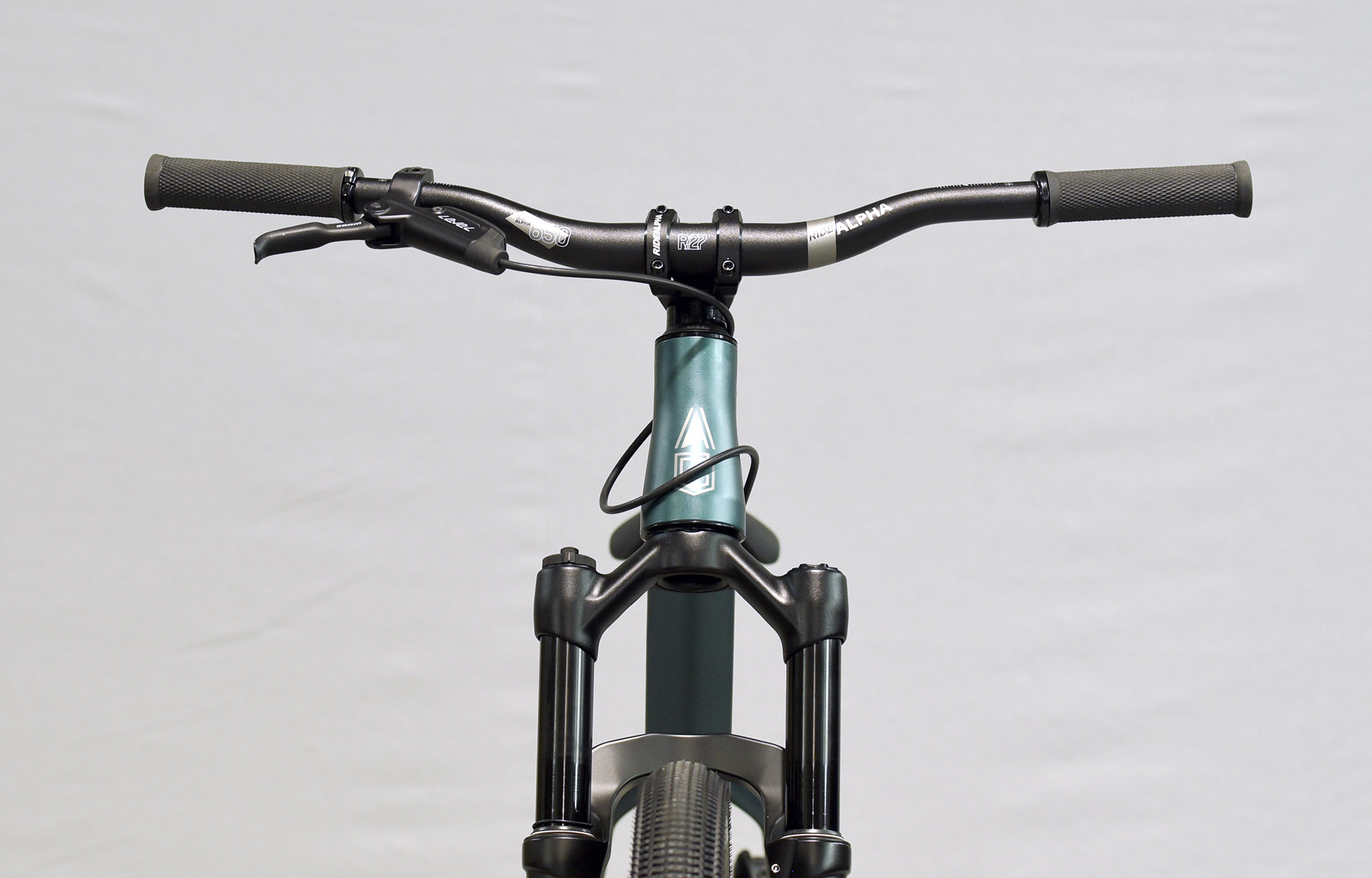 COMMENCAL ABSOLUT 24 ACID LAKE - (22175600) image number null