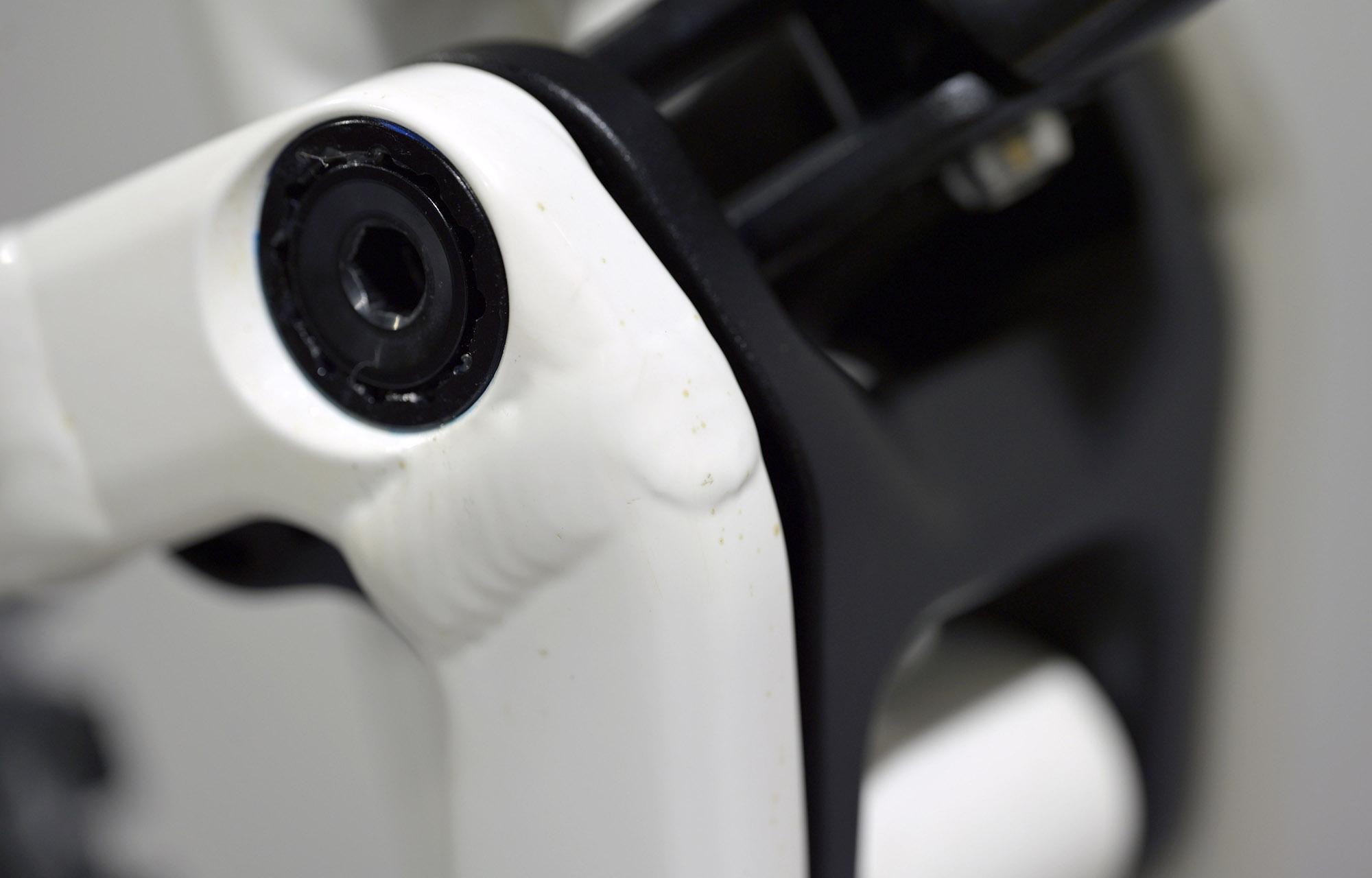 COMMENCAL META V5 ESSENTIAL PURE WHITE - M (23121202) image cover number large 7