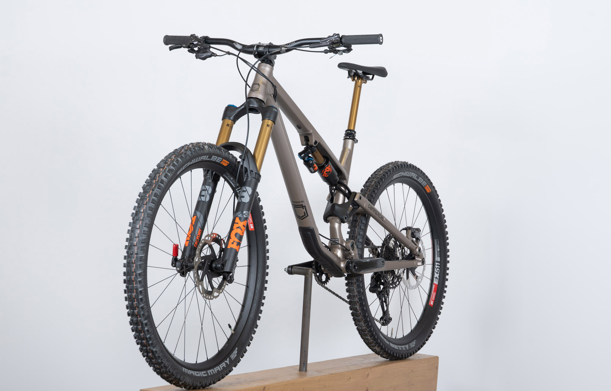 COMMENCAL META SX V4 SIGNATURE CHAMPAGNE - L (22131003) image cover number large 4