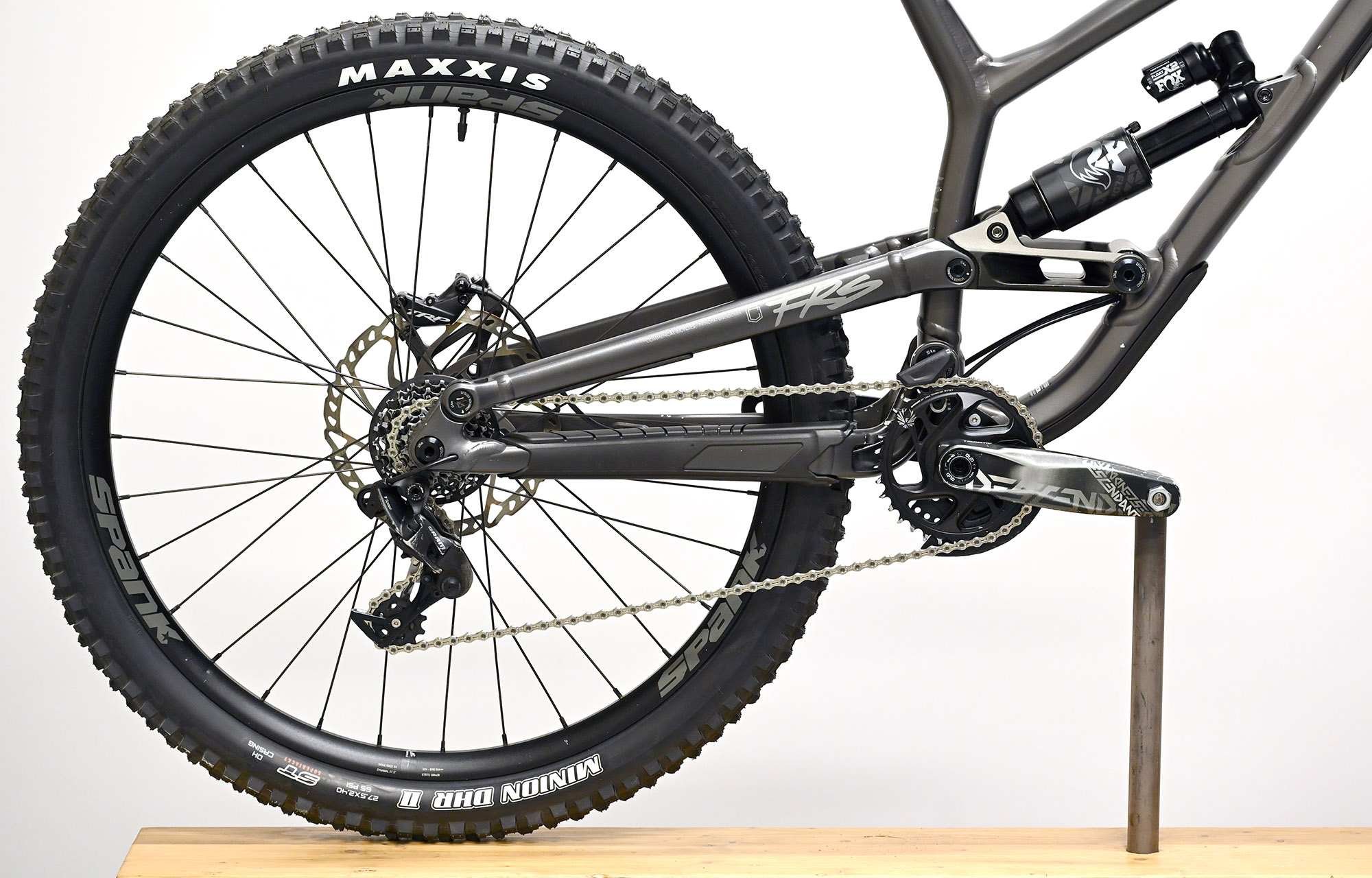 COMMENCAL FRS ESSENTIAL DARK SLATE - M (22150502) image number null