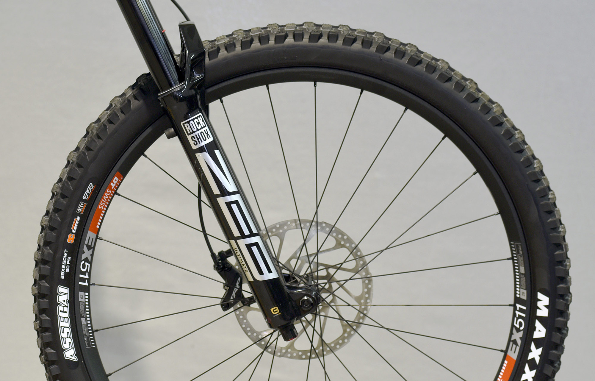COMMENCAL META SX RACE PURE WHITE - L (22134903) image number null