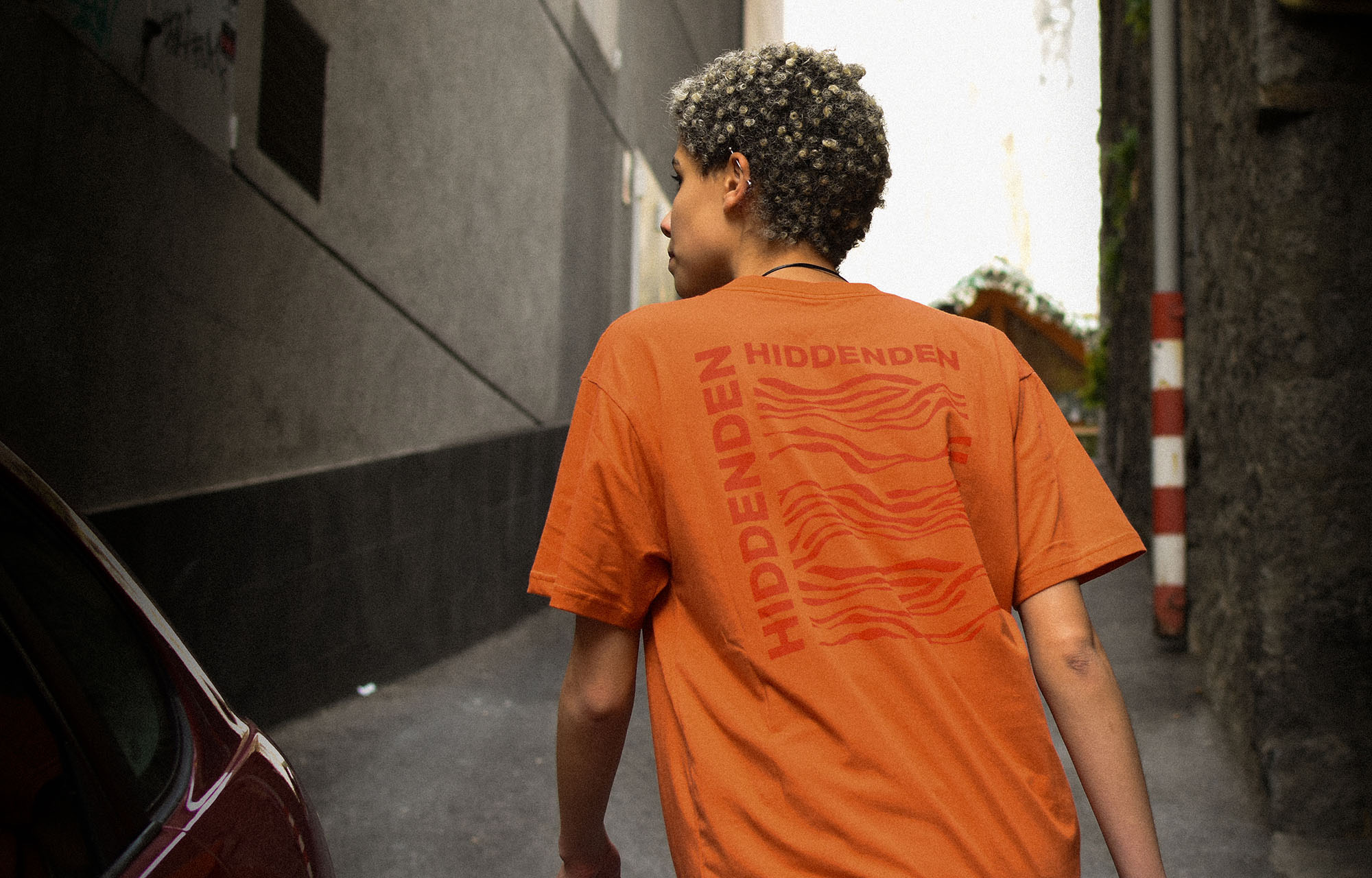 HIDDEN-DEN N°2 T-SHIRT image number 5