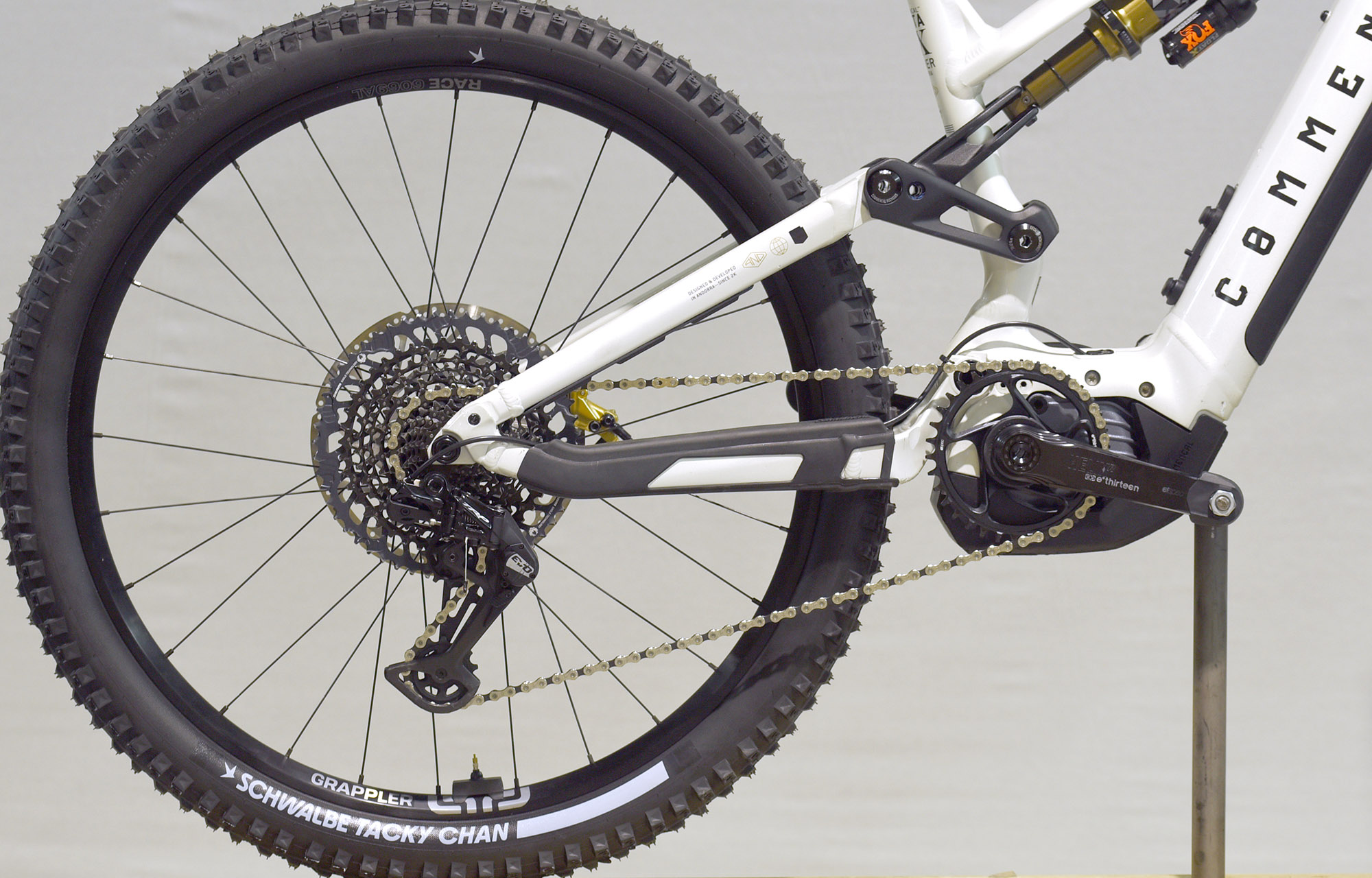 COMMENCAL META POWER SX BOSCH CLEAR SILVER [COMMENCAL TEAM] ALC - M (23100058) 2480km image number null
