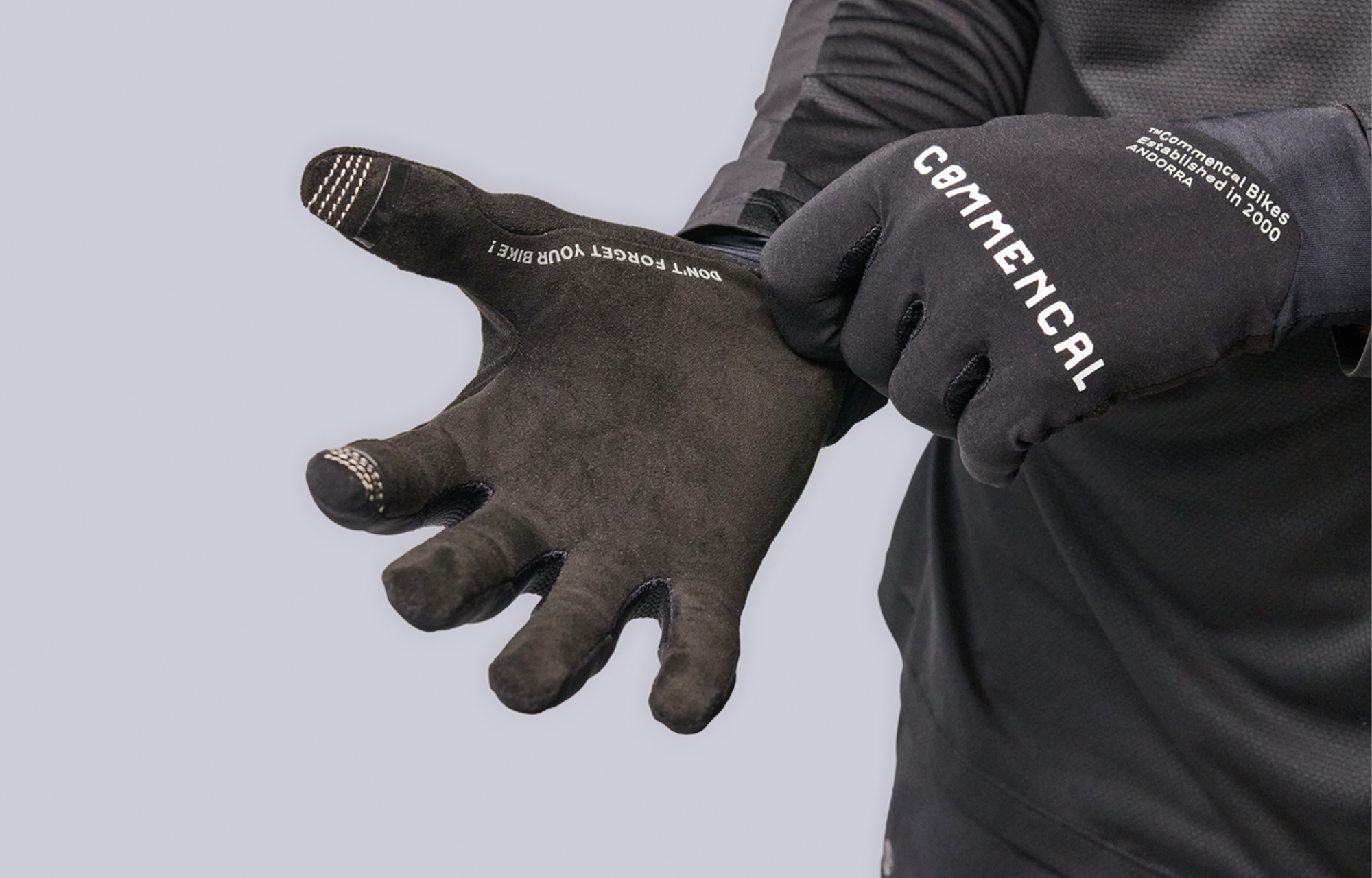 GUANTI COMMENCAL LIGHTECH CORPORATE BLACK image number 1