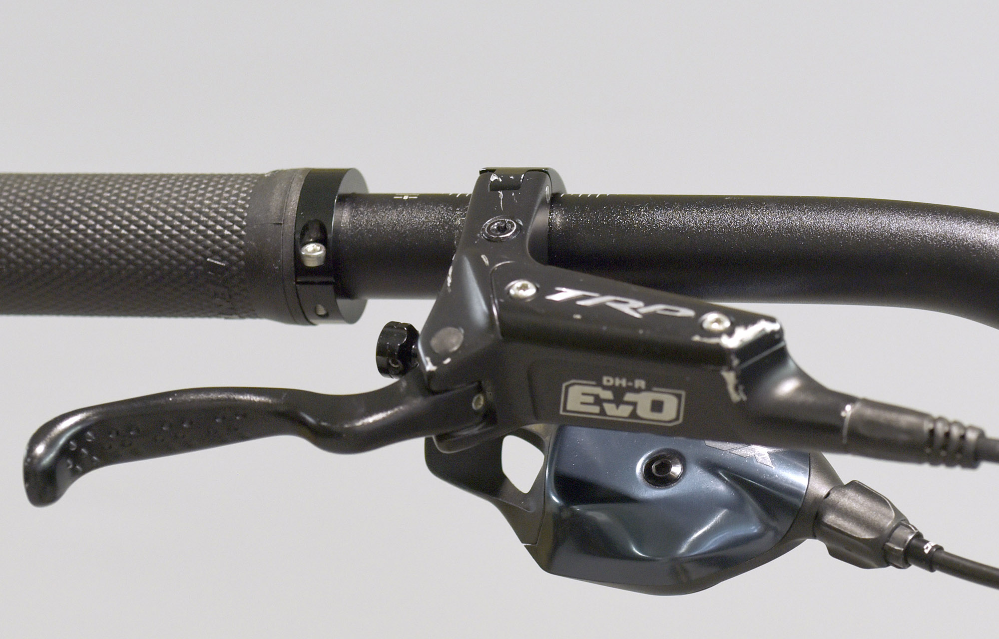 COMMENCAL META V5 RACE SPARKLY BLUE - L (23121303) image number null