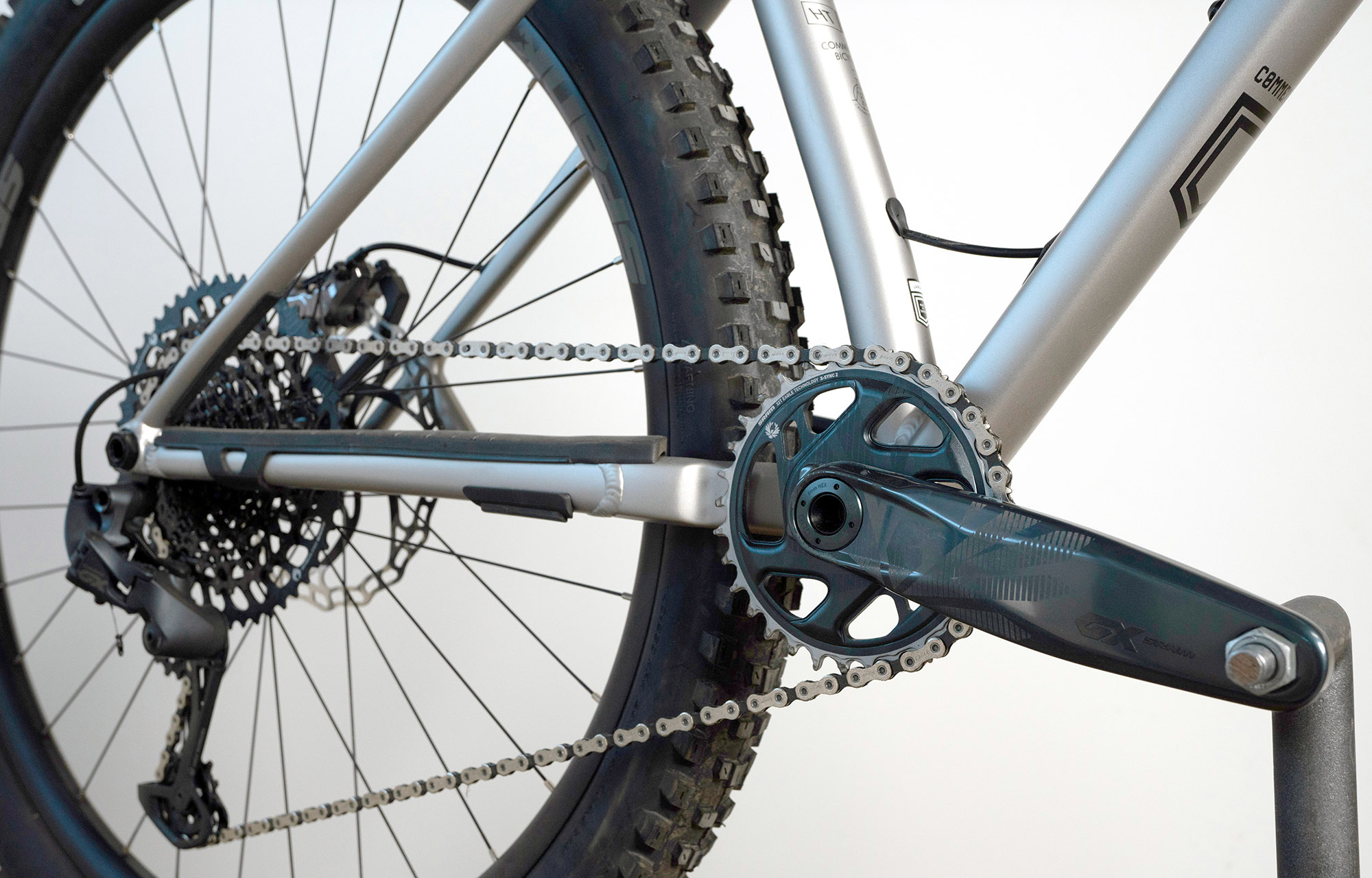 COMMENCAL META HT AM OHLINS EDITION SILVER (L) image number null