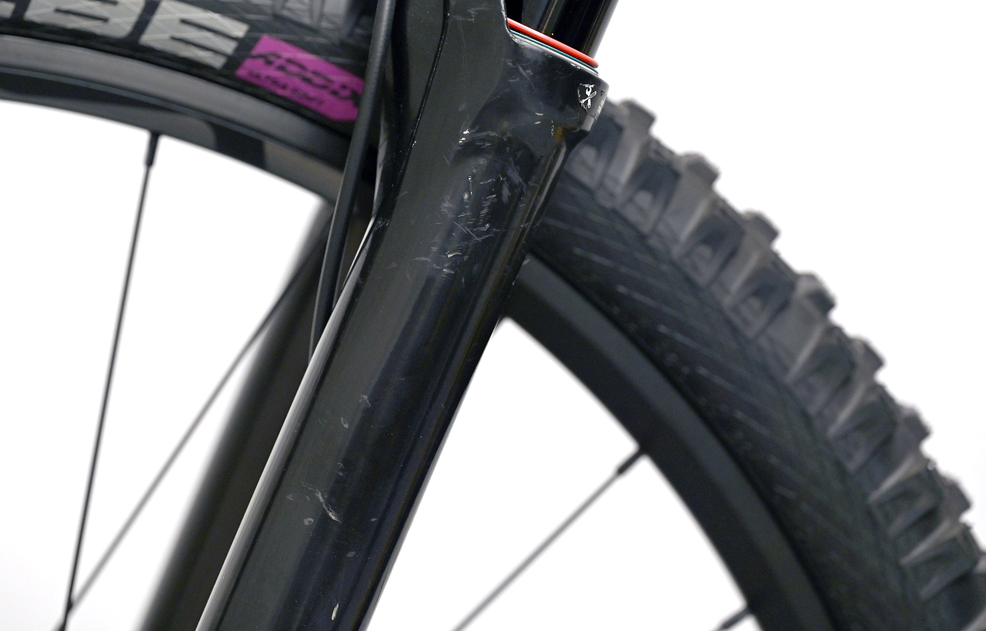 COMMENCAL SUPREME DH V5 PURE WHITE ALC - M (22102063) image number null