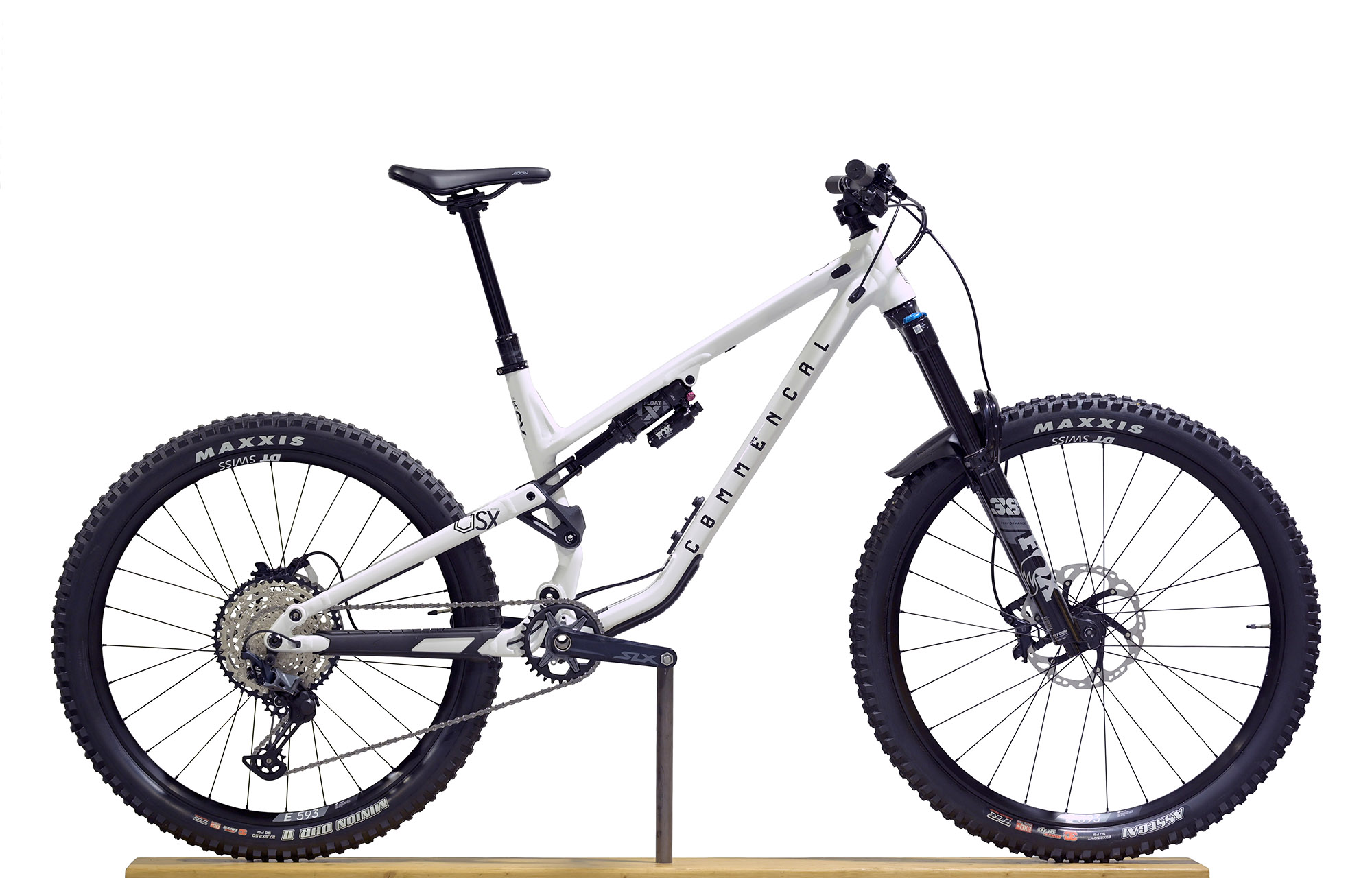 COMMENCAL META SX V4 ESSENTIAL PURE WHITE - L (25131303) image number null