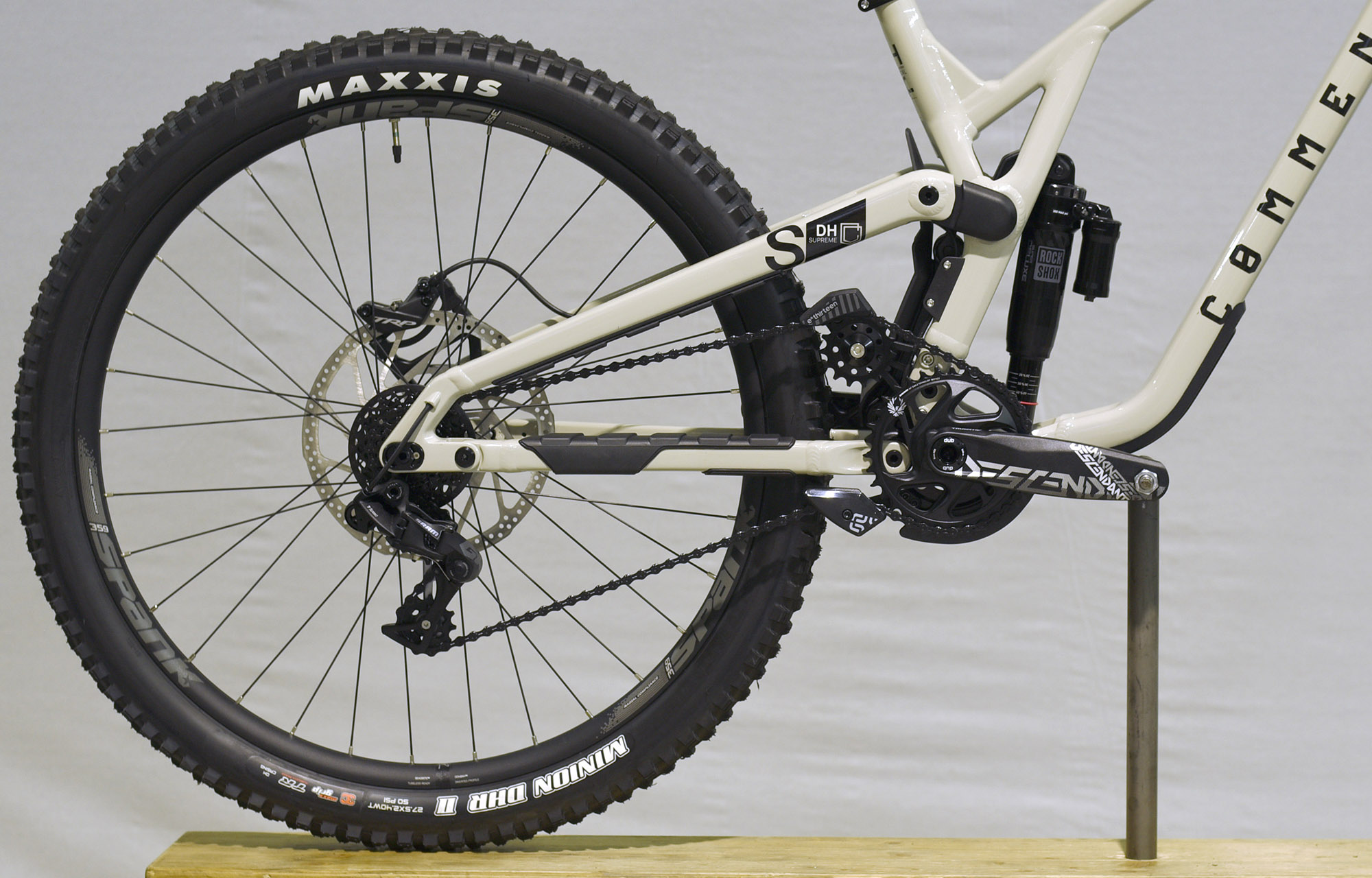 COMMENCAL SUPREME DH V5 RIDE CHALK - L (23150003) image number null