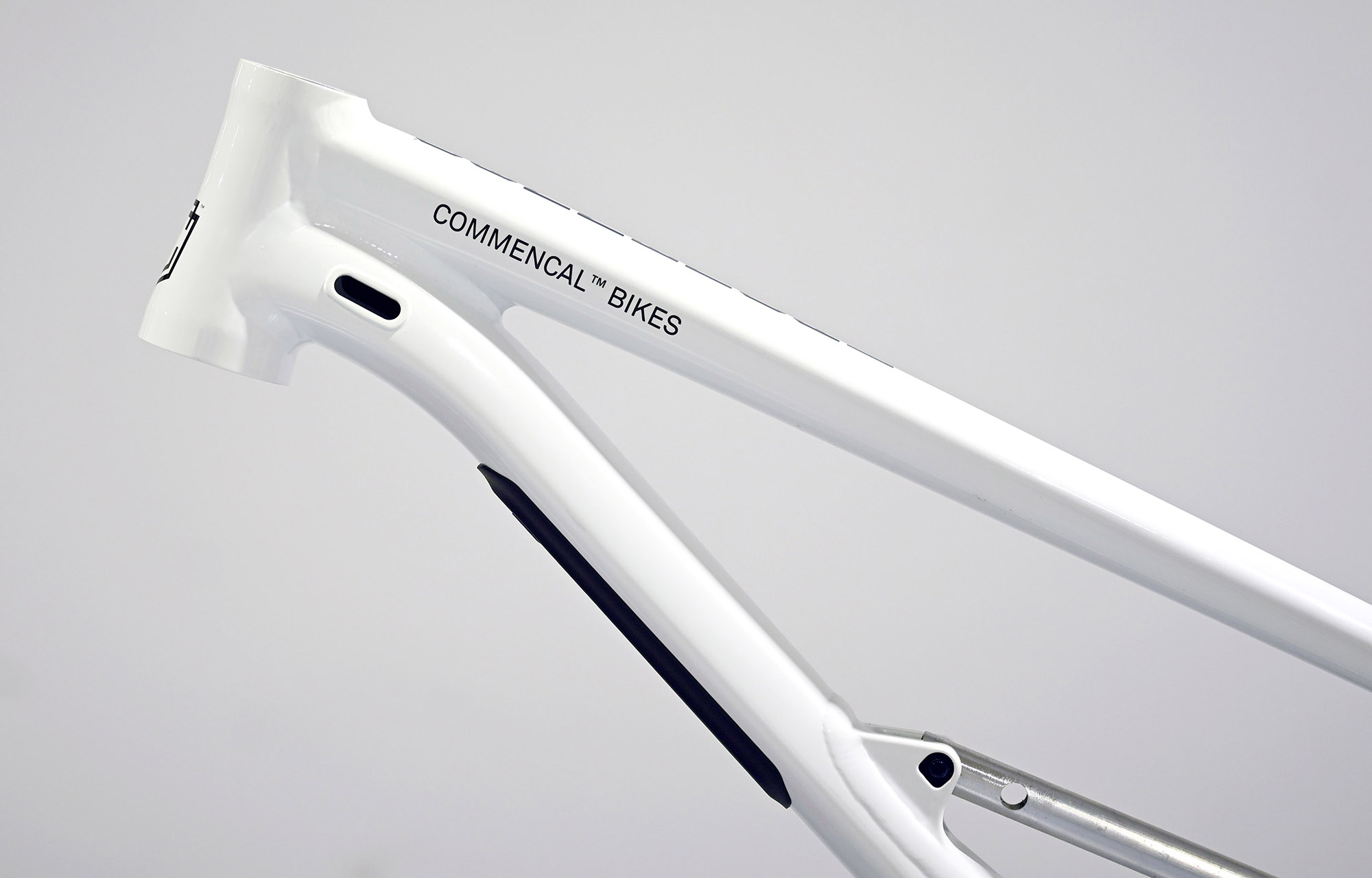FRAME COMMENCAL CLASH PURE WHITE - M (23230002) image number null