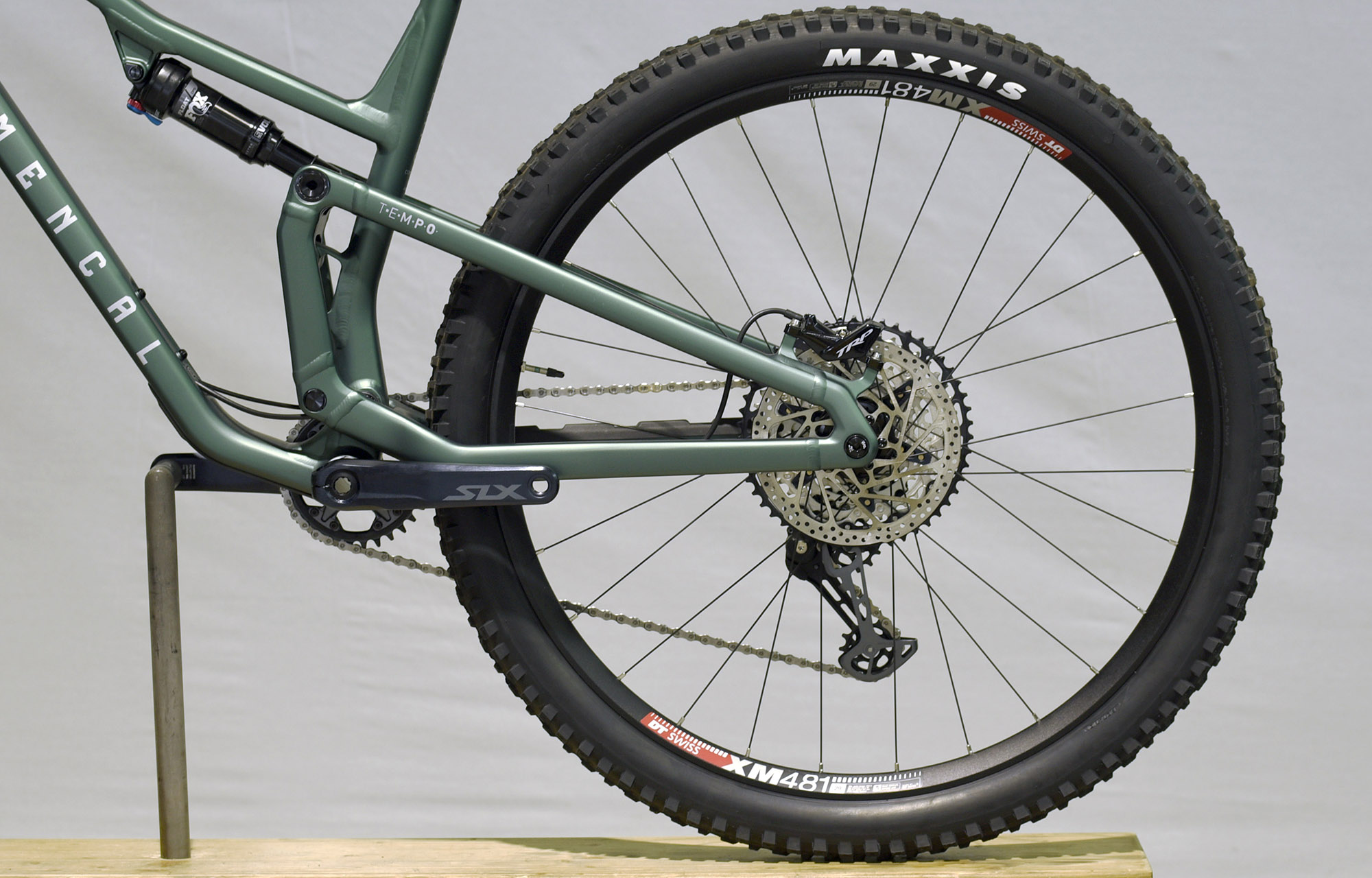 COMMENCAL T.E.M.P.O. ESSENTIAL METALLIC GREEN - L (22120903) image number null