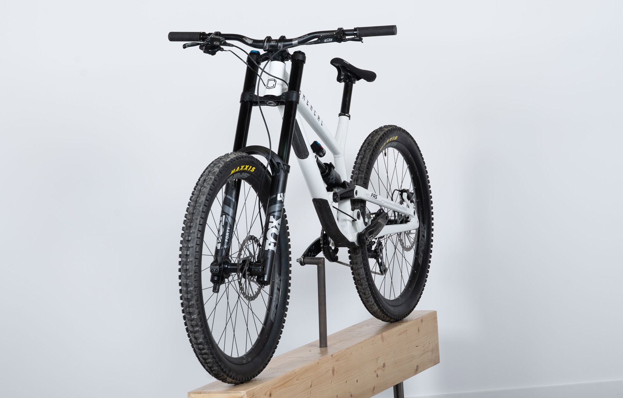 COMMENCAL FRS ESSENTIAL PURE WHITE - M (23150502) image large number 5