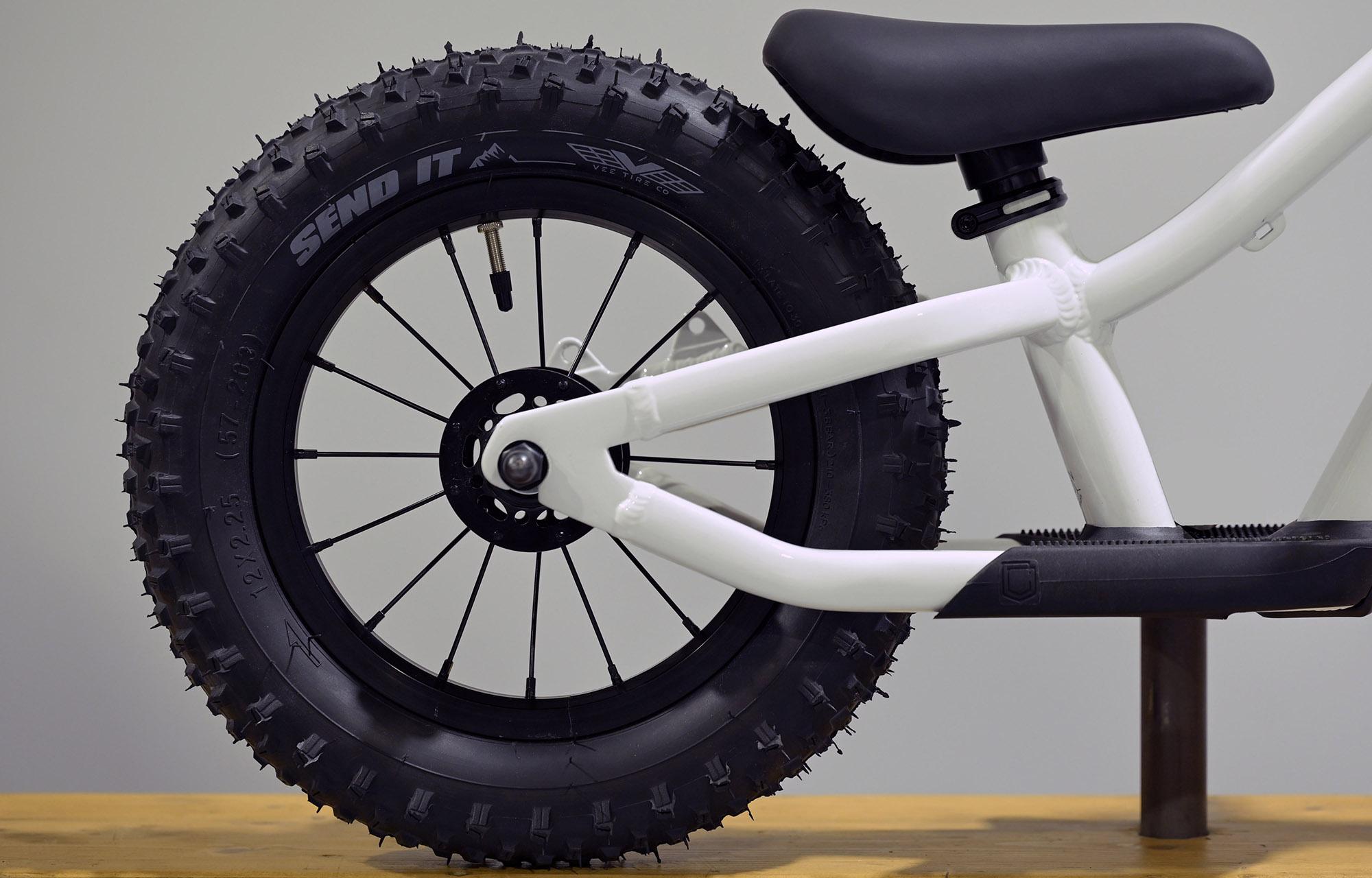 COMMENCAL RAMONES 12 PUSH BIKE PURE WHITE - (23177800) image cover number large 0