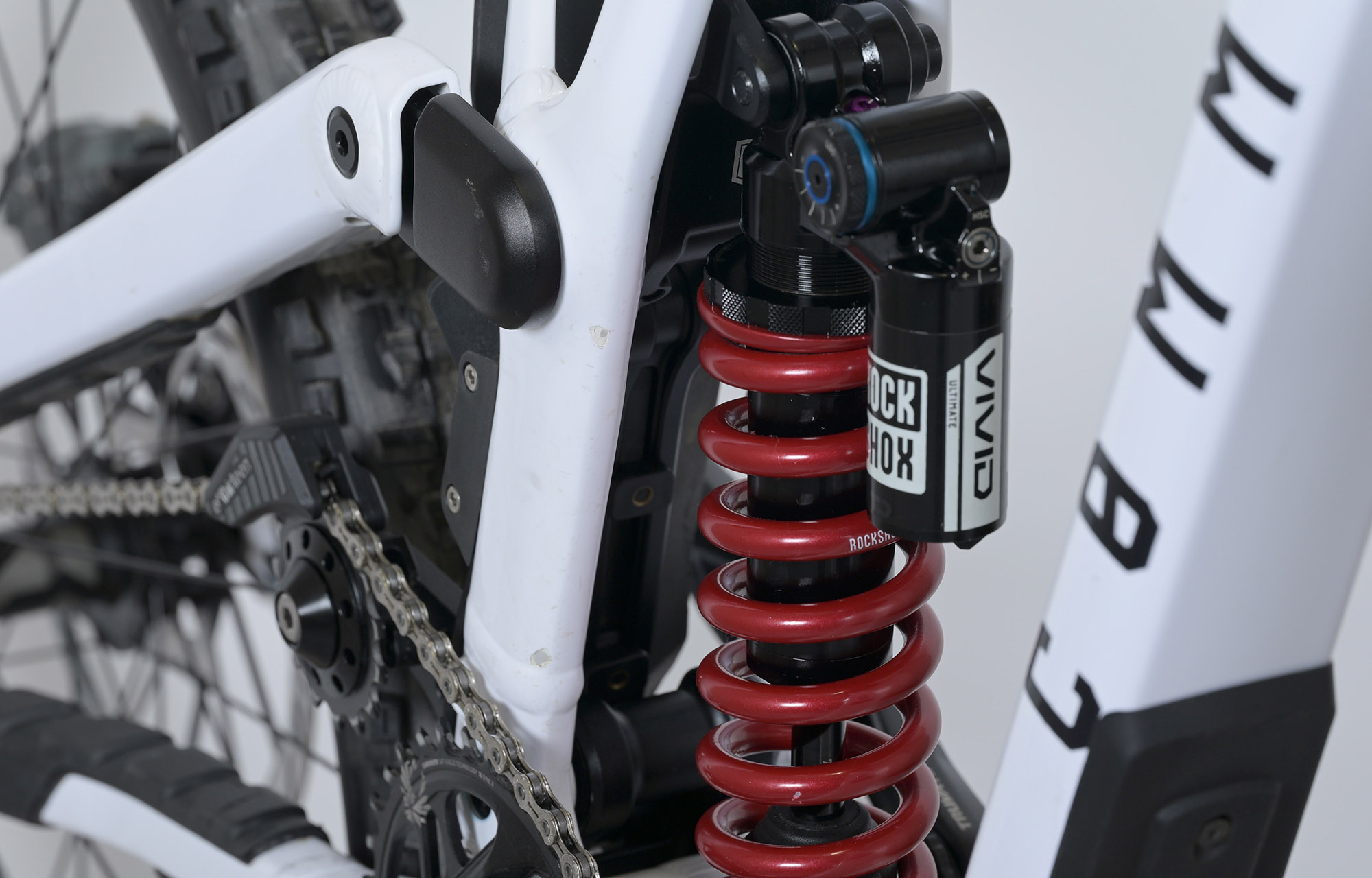 COMMENCAL SUPREME DH V5 ROCKSHOX PURE WHITE - M (24157102) image cover number large 8