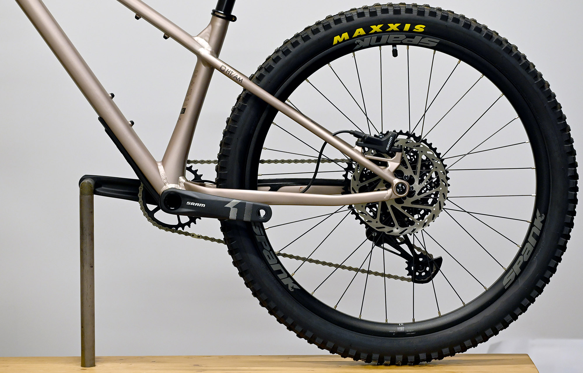 COMMENCAL META HT CHAMPAGNE - XS (23170400) image number null