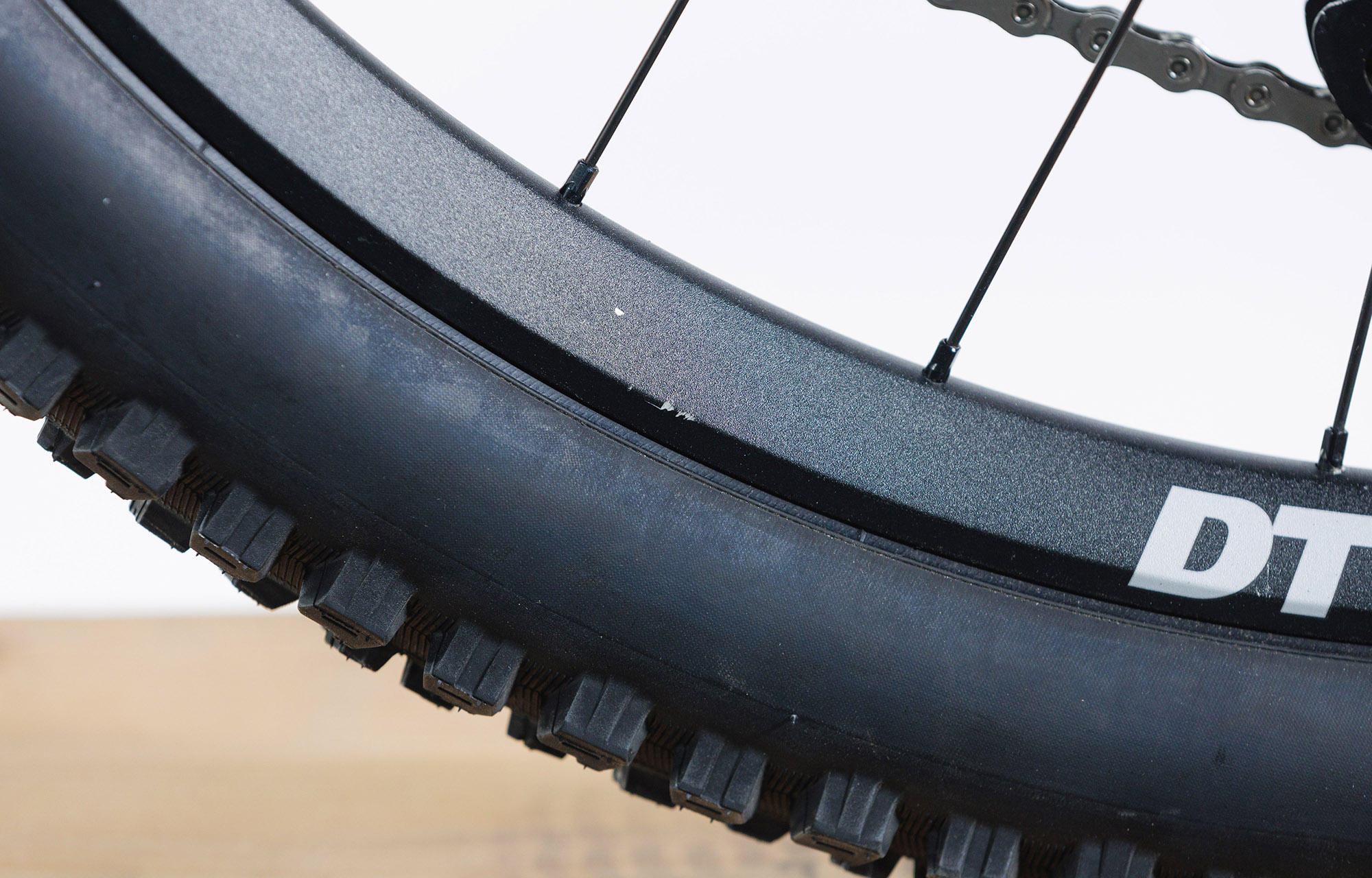 COMMENCAL META POWER SX BOSCH SIGNATURE PURE WHITE - L (22181903) 454km image cover number large 3