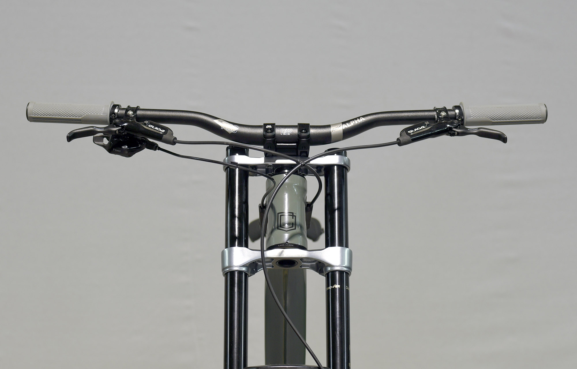COMMENCAL SUPREME DH 29/27 RACE KESWICK GREEN- M (21151202) image number null
