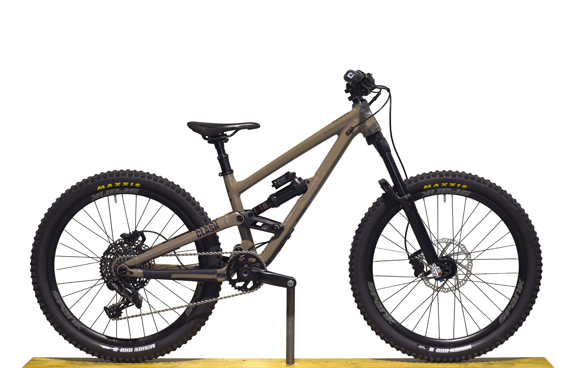 COMMENCAL CLASH 24 V1 DIRT MAXXIS - 24 (21175100) image number null