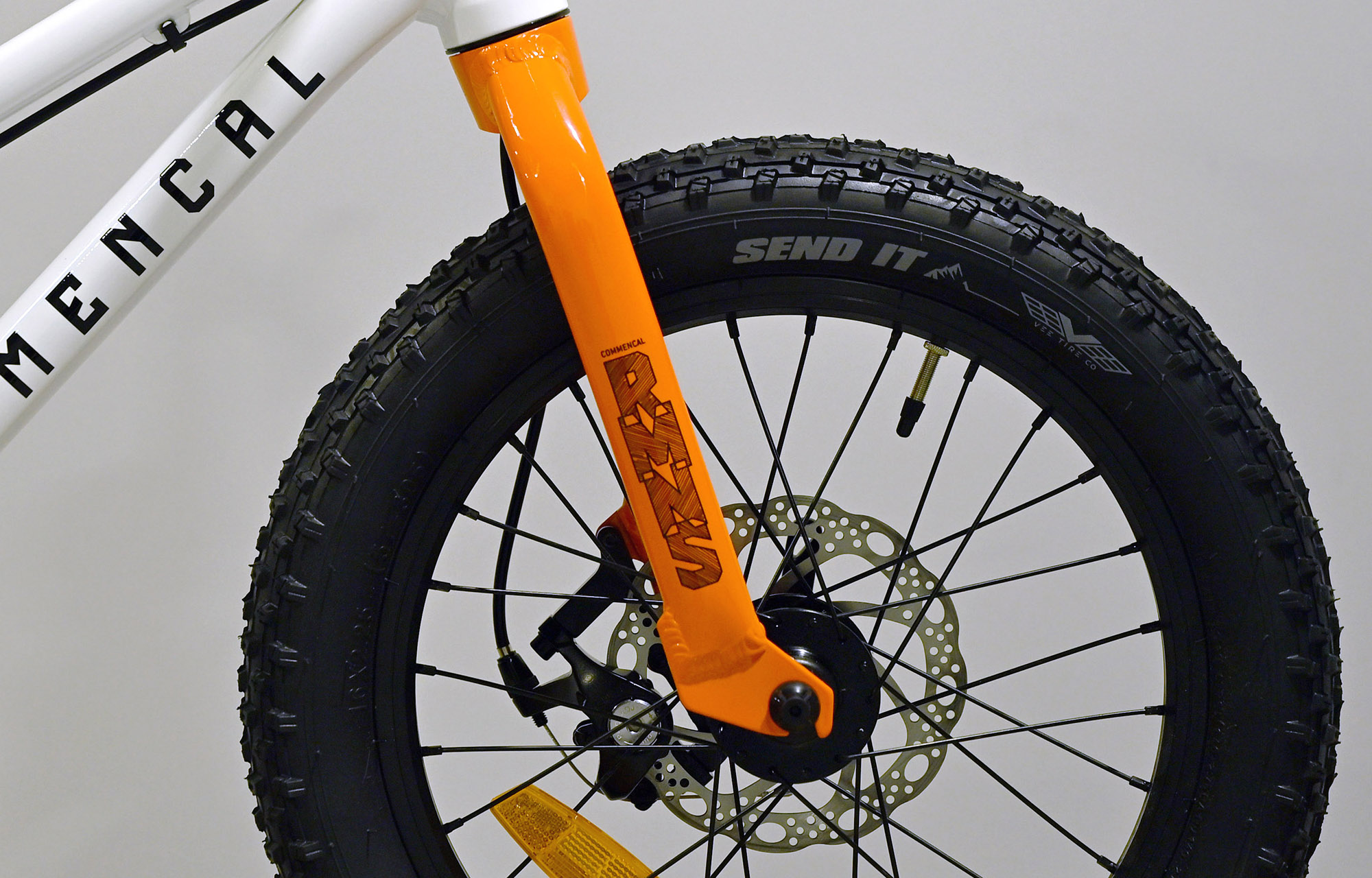COMMENCAL RAMONES 16 PURE WHITE - (23177820) image cover number large 1